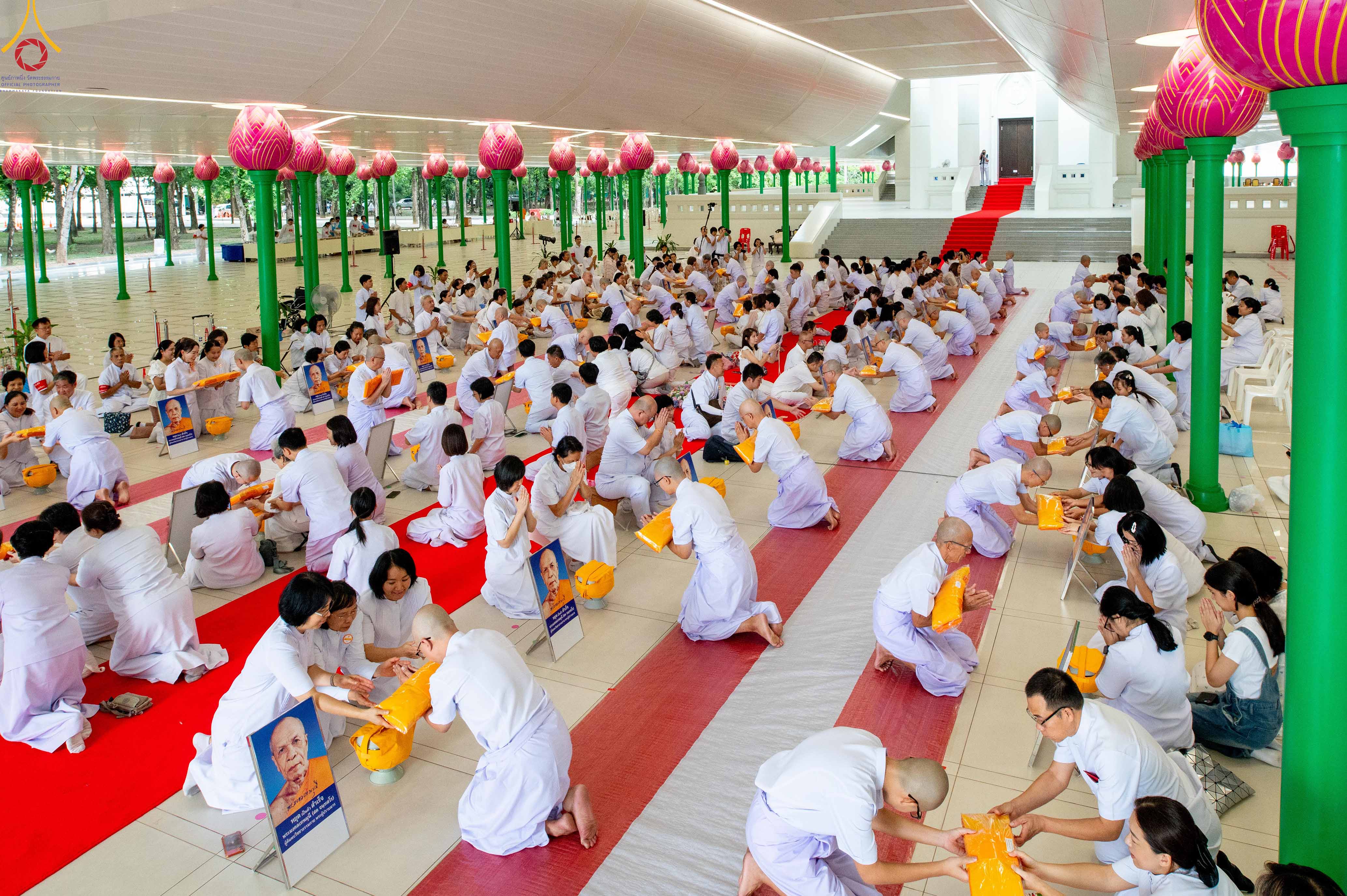 พิธีบรรพชาและอุปสมบทธรรมทายาทนานาชาติ (IDOP) ณ วัดพระธรรมกาย