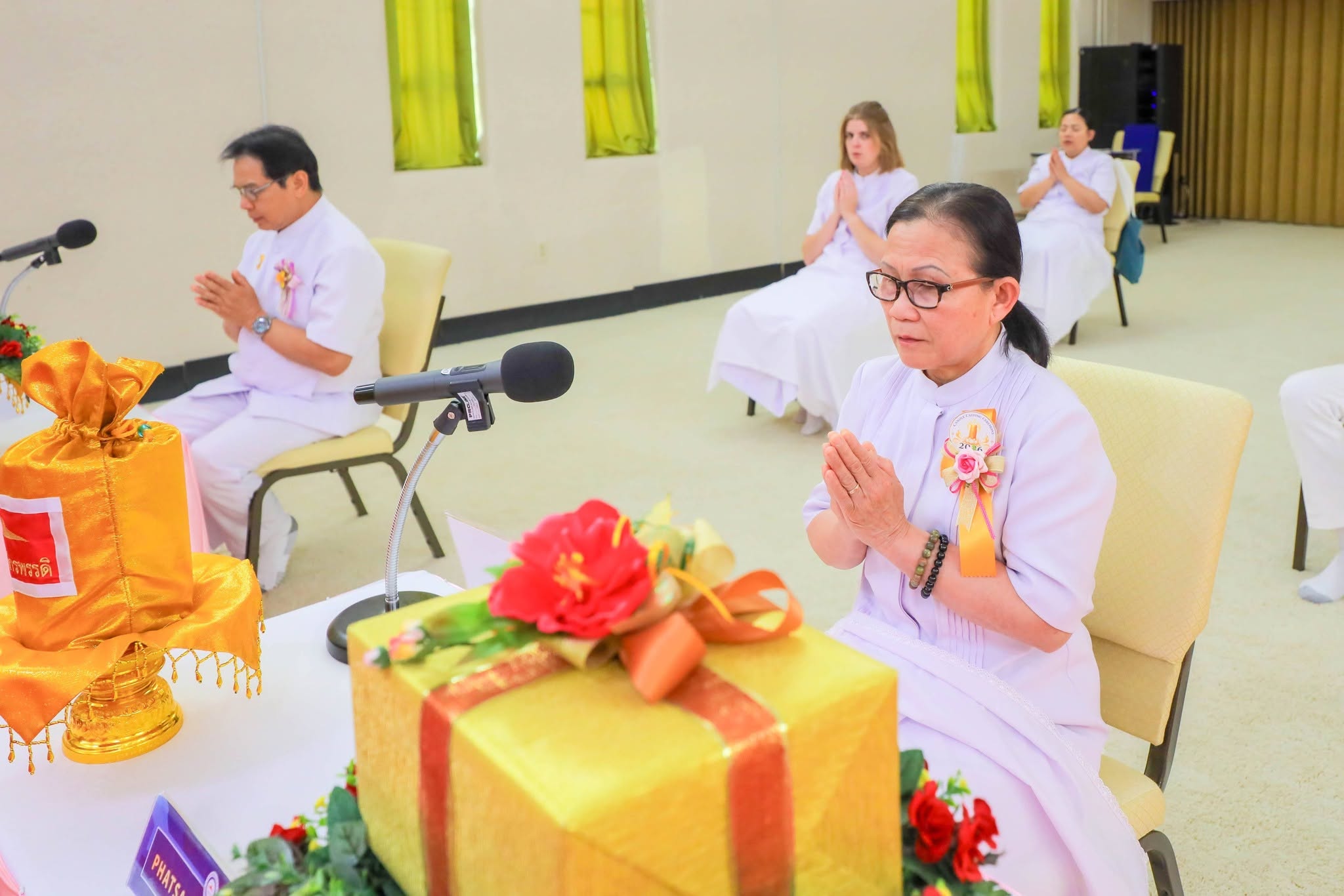 วัดพระธรรมกายแคนซัส จัดงานบุญวันอาทิตย์และถวายเทียนพรรษา