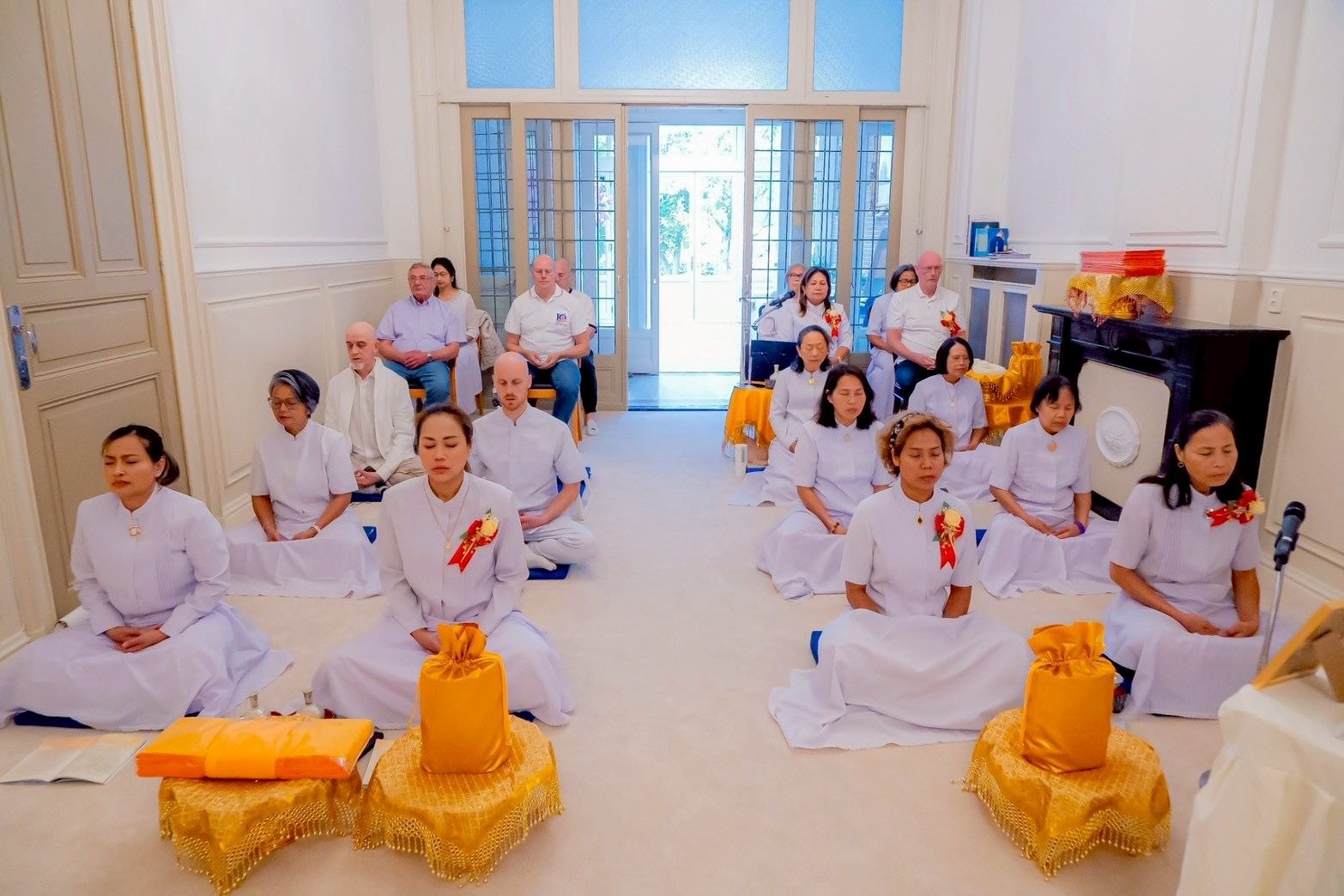 วัดพระธรรมกายเนเธอร์แลนด์ จัดทำบุญอุทิศส่วนกุศลให้แก่ผู้ล่วงลับ