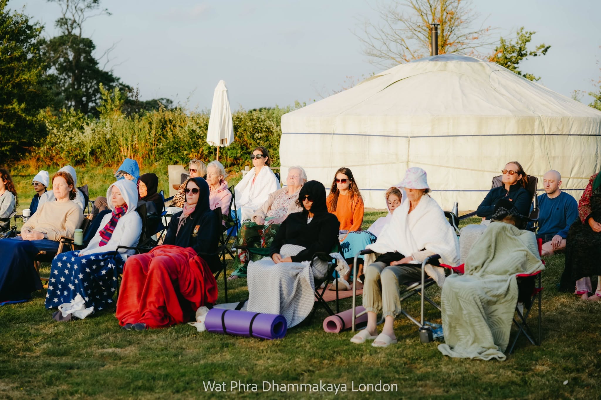 วัดพระธรรมกายลอนดอน จัดกิจกรรมปฏิบัติธรรม Caalm Retreat Experience