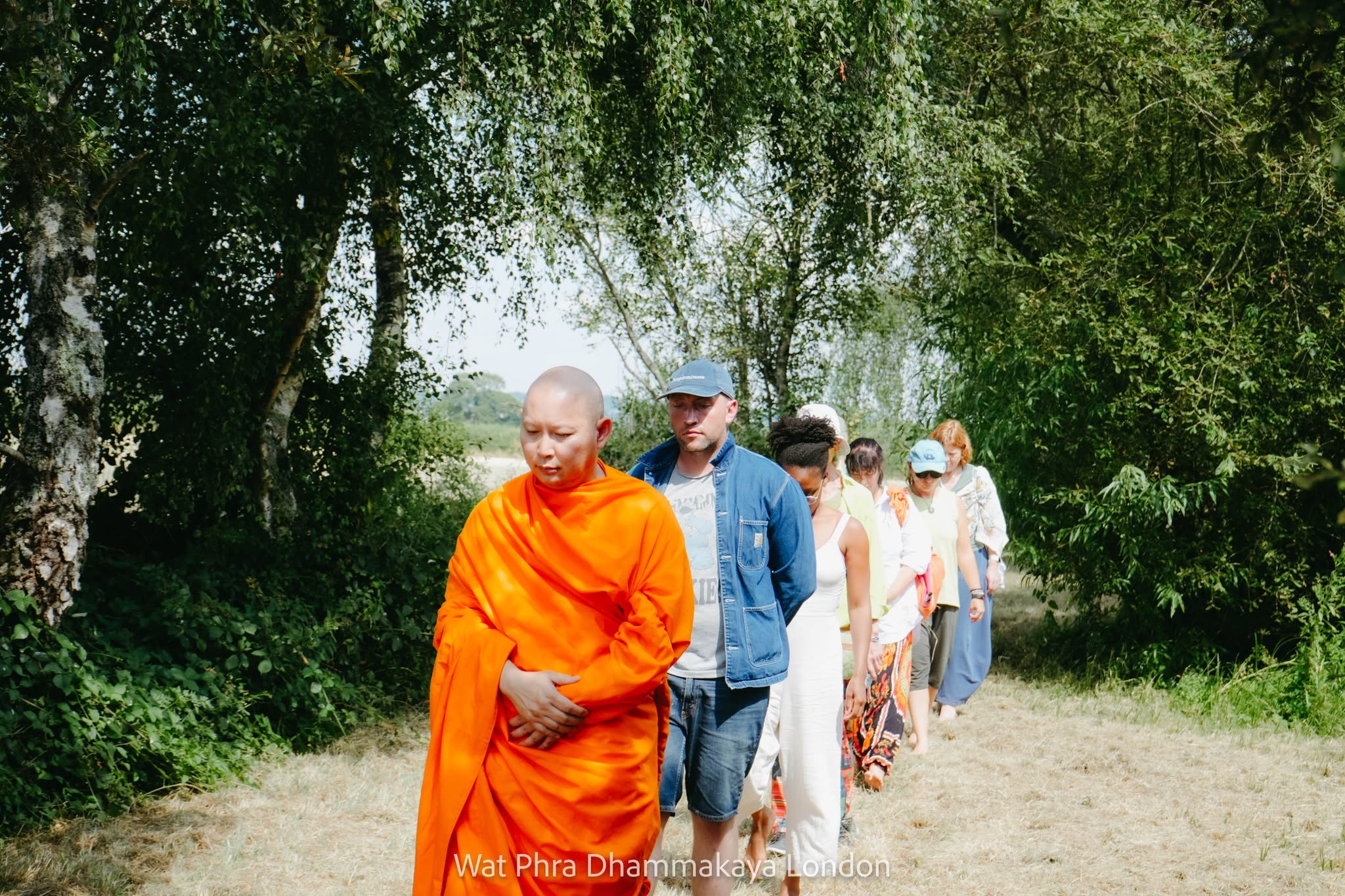 วัดพระธรรมกายลอนดอน จัดกิจกรรมปฏิบัติธรรม Caalm Retreat Experience