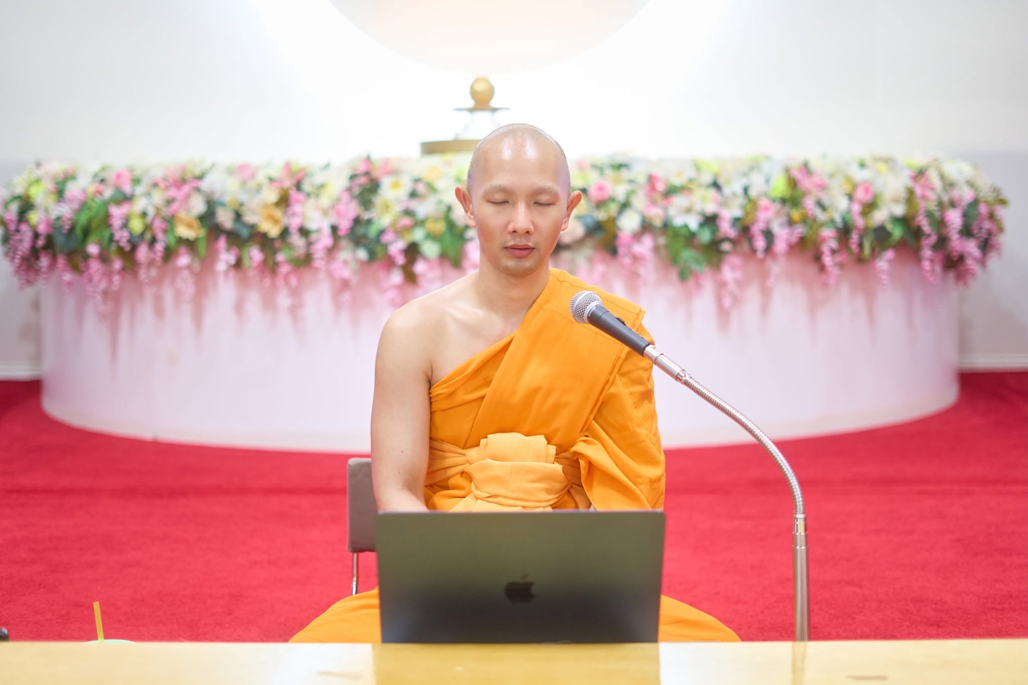 คลาสสมาธิ ณ วัดพระธรรมกายเท็กซัส
