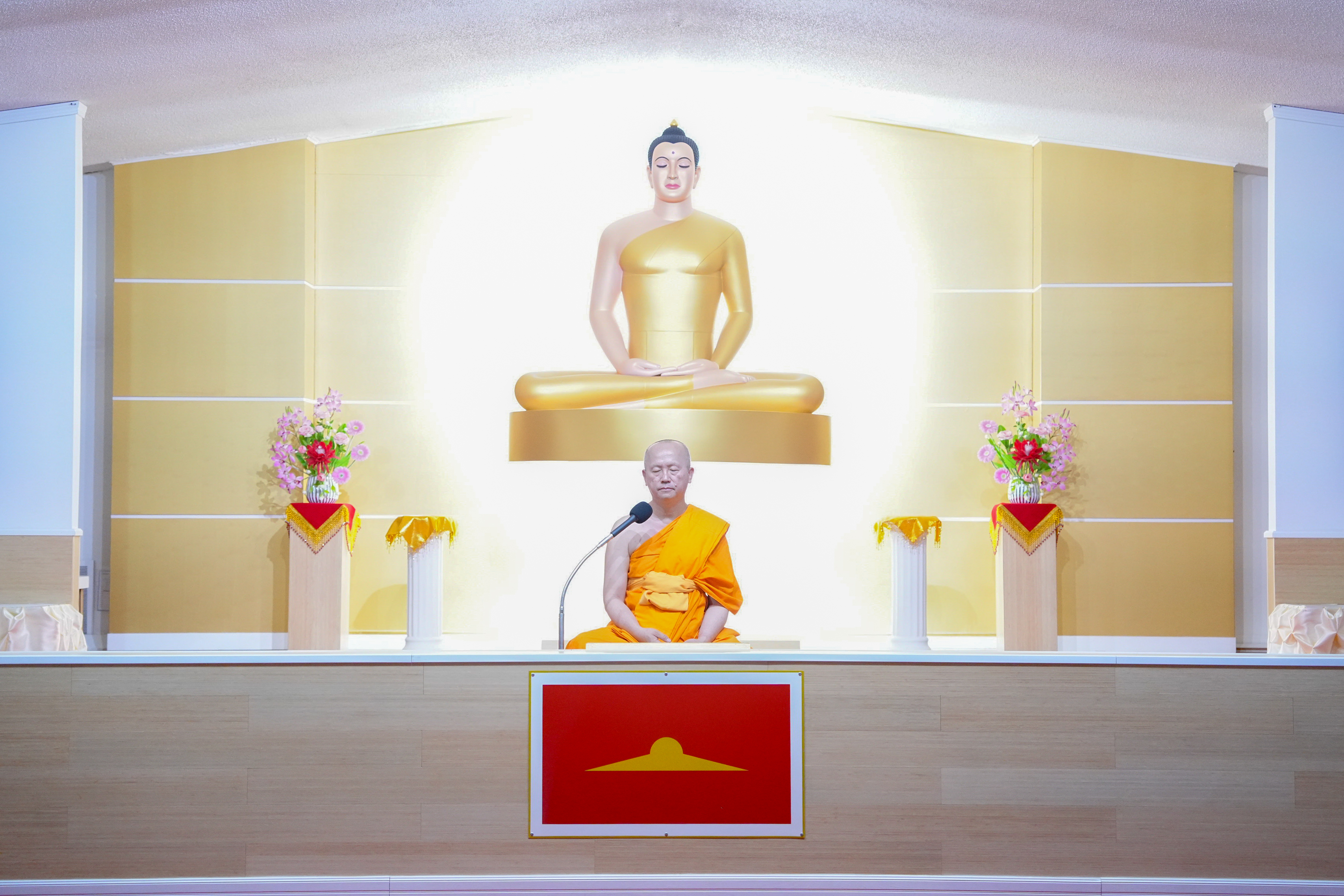 วัดพระธรรมกายจอร์เจีย จัดกิจกรรมนั่งสมาธิสำหรับชาวท้องถิ่น