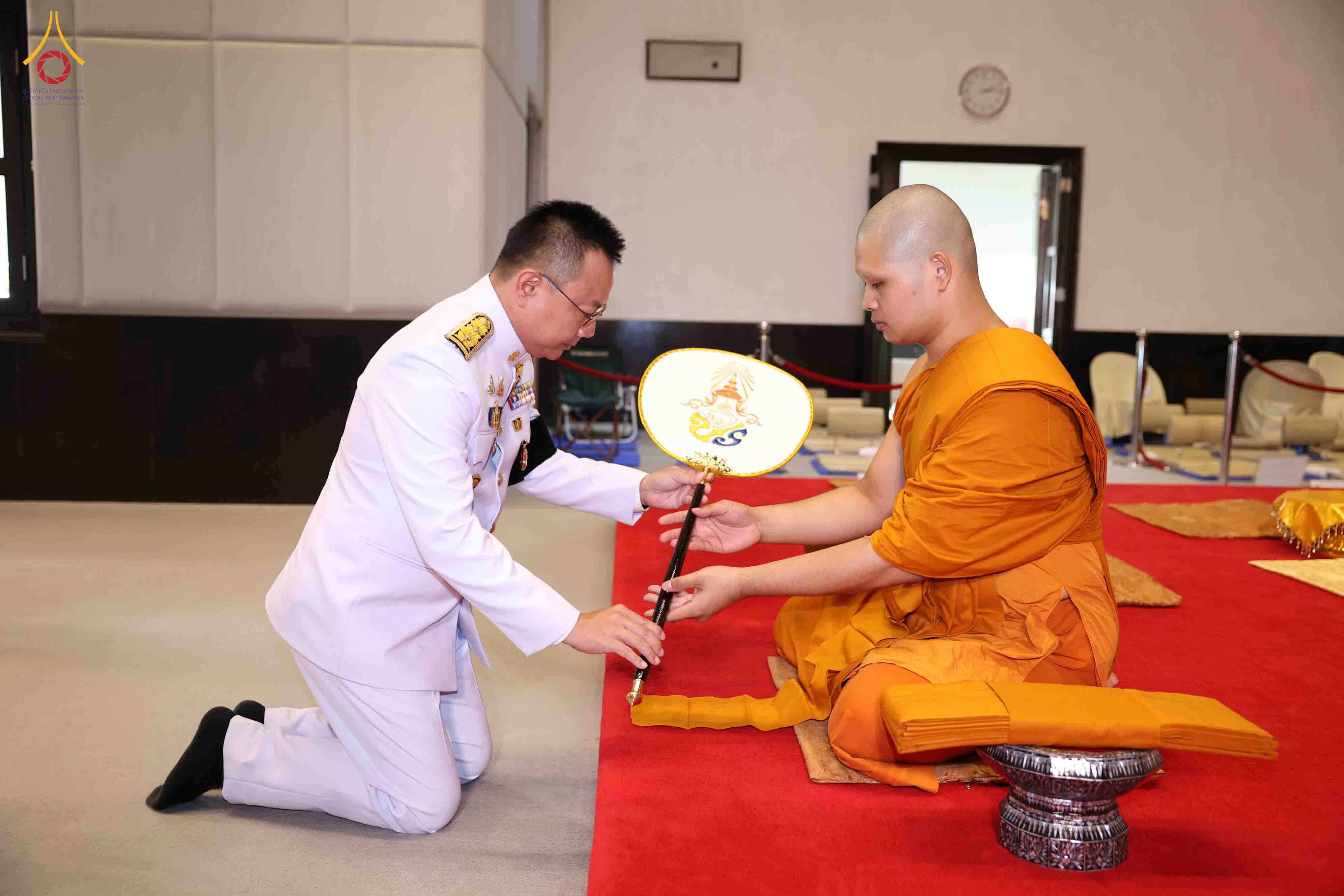 วัดพระธรรมกาย จัดพิธีอุปสมบทนาคในพระบรมราชานุเคราะห์