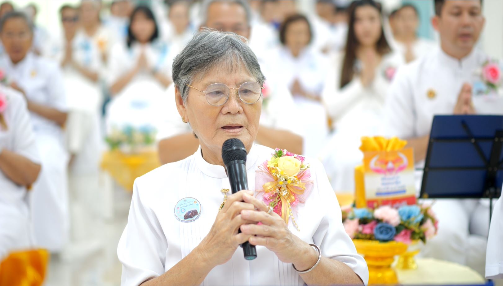 ศูนย์ปฏิบัติธรรม ธรรมธารา สายไหม จัดพิธีทอดผ้าป่าสมทบกฐิน และพิธีถวายประทีปโคมไฟใช้ในอาคารปฏิบัติธรรม