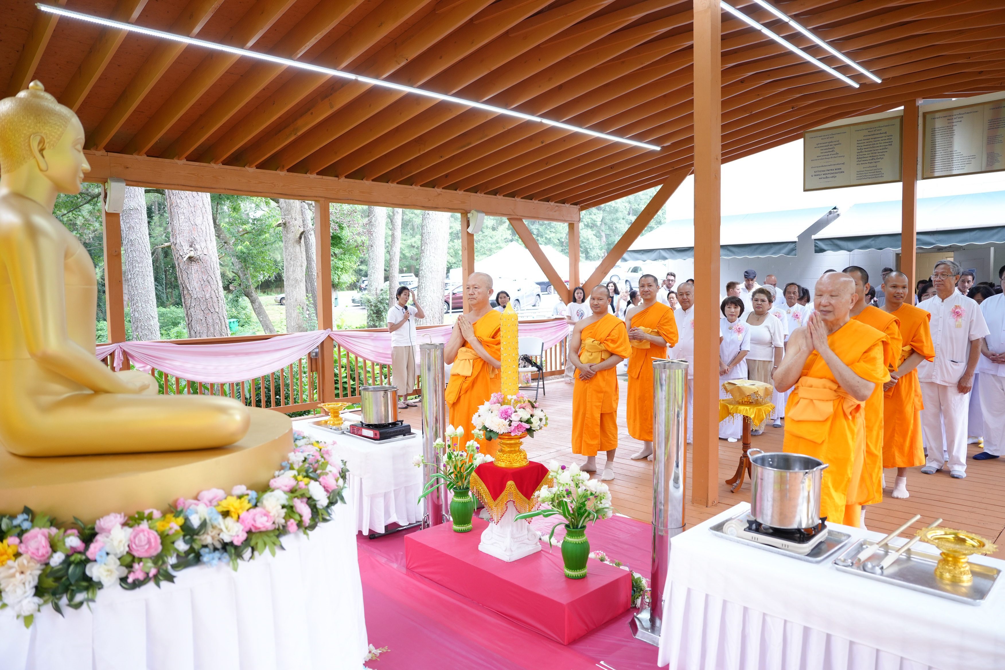 วัดพระธรรมกายจอร์เจีย จัดงานบุญเนื่องในวันเข้าพรรษา