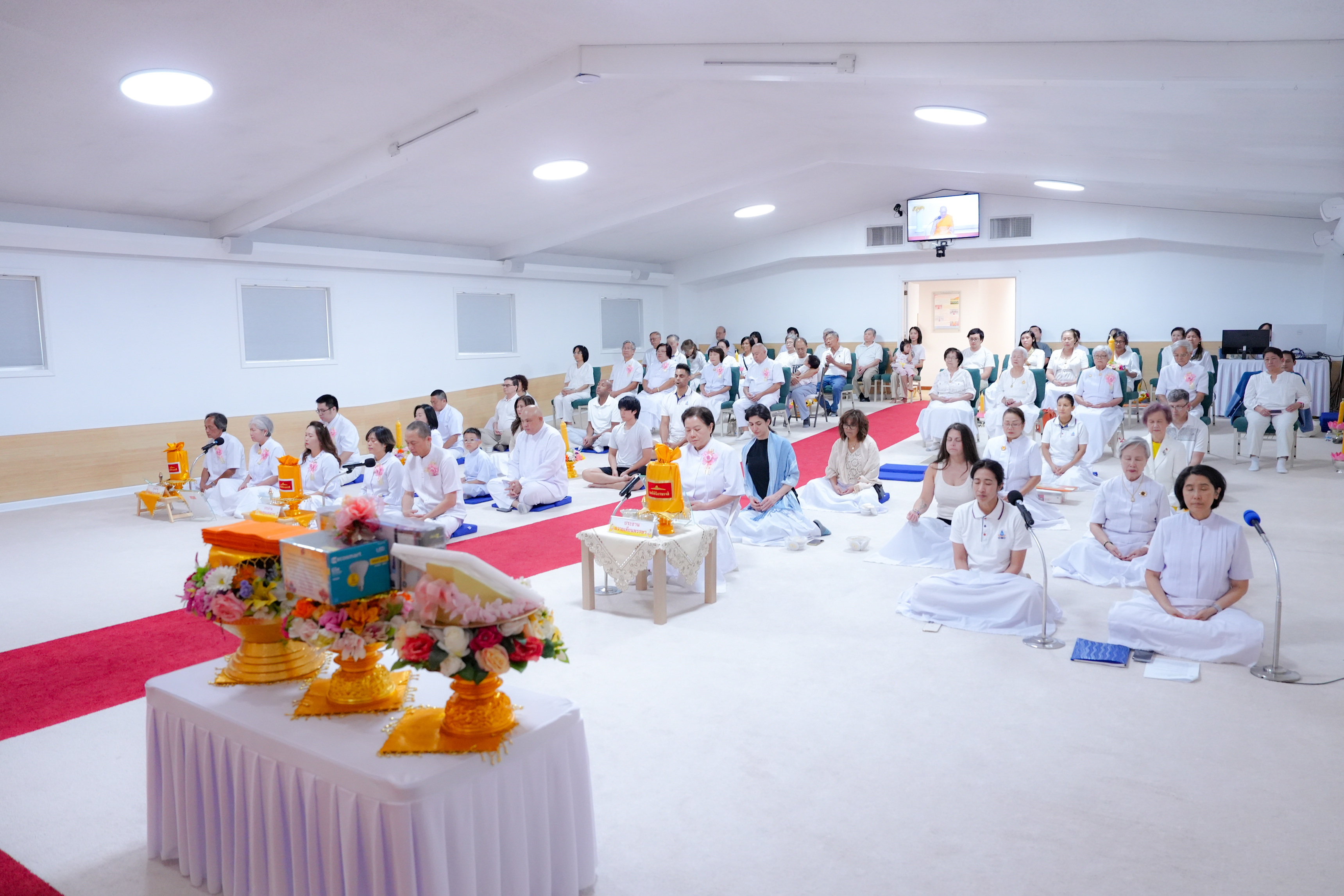 วัดพระธรรมกายจอร์เจีย จัดงานบุญเนื่องในวันเข้าพรรษา