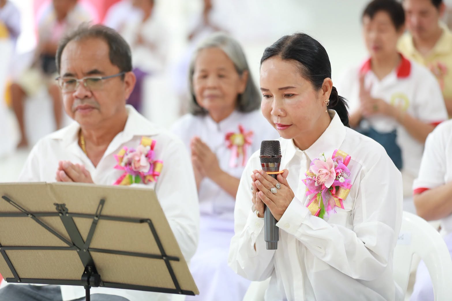พิธีทอดผ้าป่าสร้างหมู่กุฏิสามเณร พิธีขอขมา และมอบบาตรผ้าไตร ณ ศูนย์ปฏิบัติธรรมเบญจธรรม ปทุมธานี
