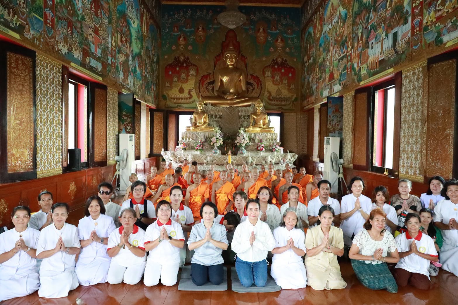 พิธีทอดผ้าป่าสร้างหมู่กุฏิสามเณร พิธีขอขมา และมอบบาตรผ้าไตร ณ ศูนย์ปฏิบัติธรรมเบญจธรรม ปทุมธานี
