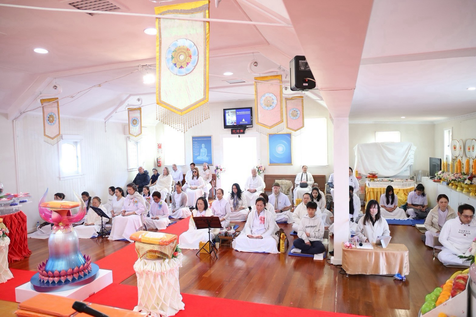 วัดพระธรรมกายโอ๊คแลนด์ จัดงานบุญบูชาข้าวพระ