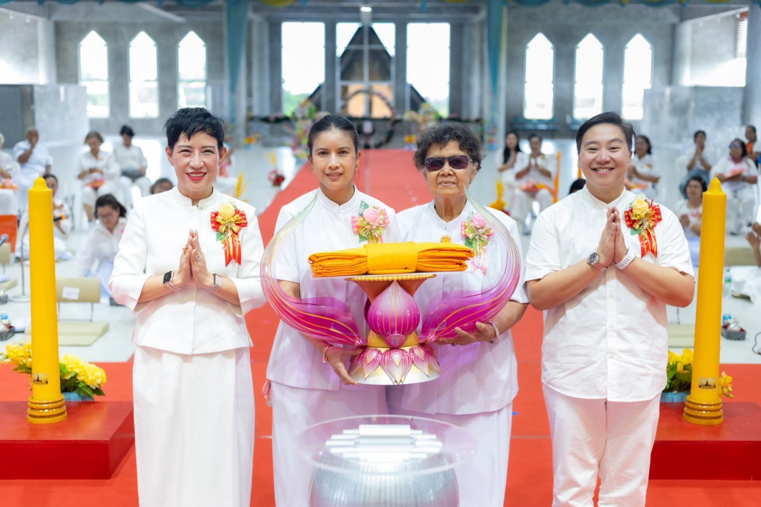 ศูนย์ปฏิบัติธรรมสมุทรปราการ จัดพิธีทอดผ้าบำรุงศูนย์ พิธีถวายเทียนพรรษา และผ้าอาบน้ำฝน