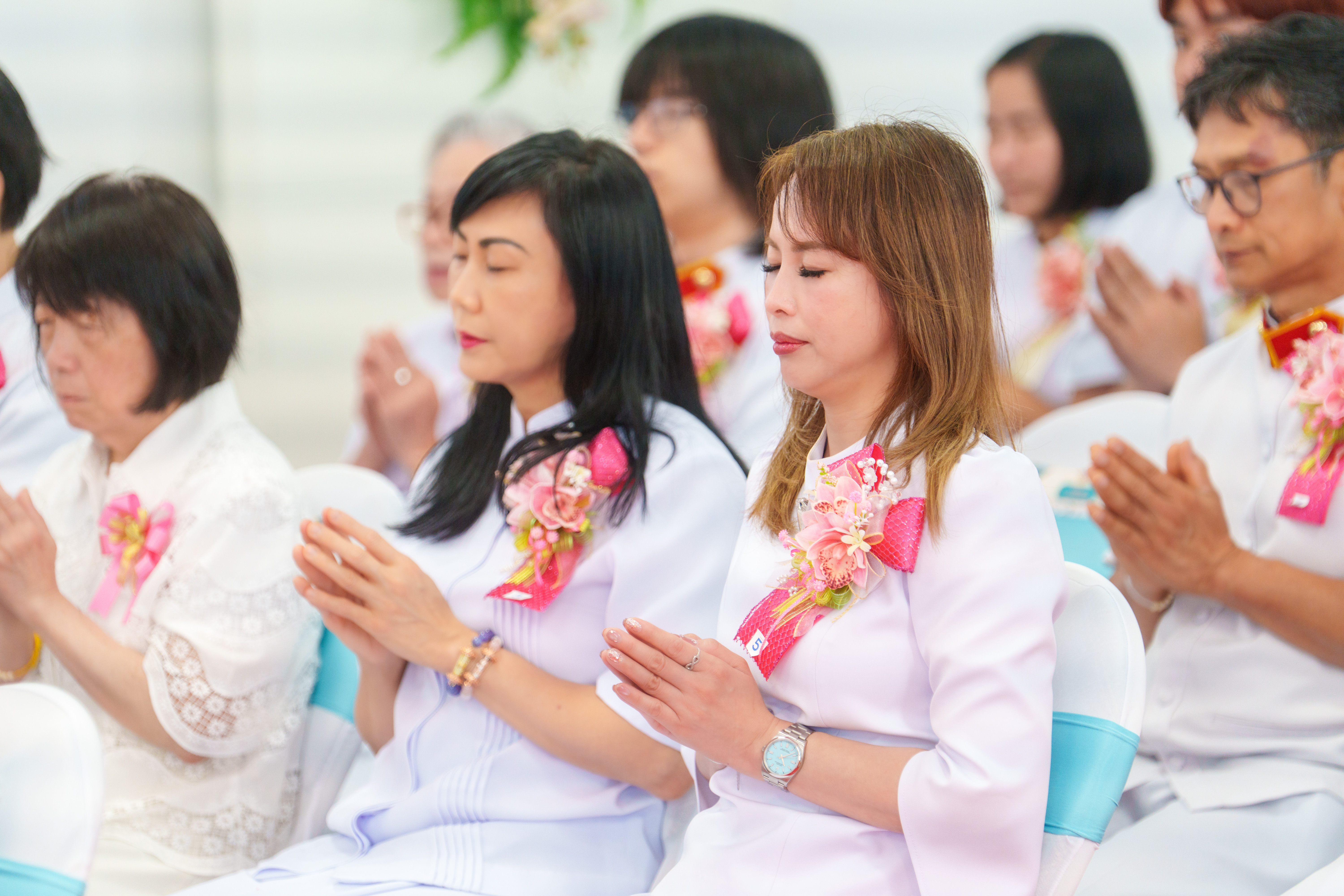 วัดพระธรรมกายบอสตัน จัดพิธีสมโภชองค์พระประธาน พิธีอัญเชิญและบรรจุพระบรมสารีริกธาตุ