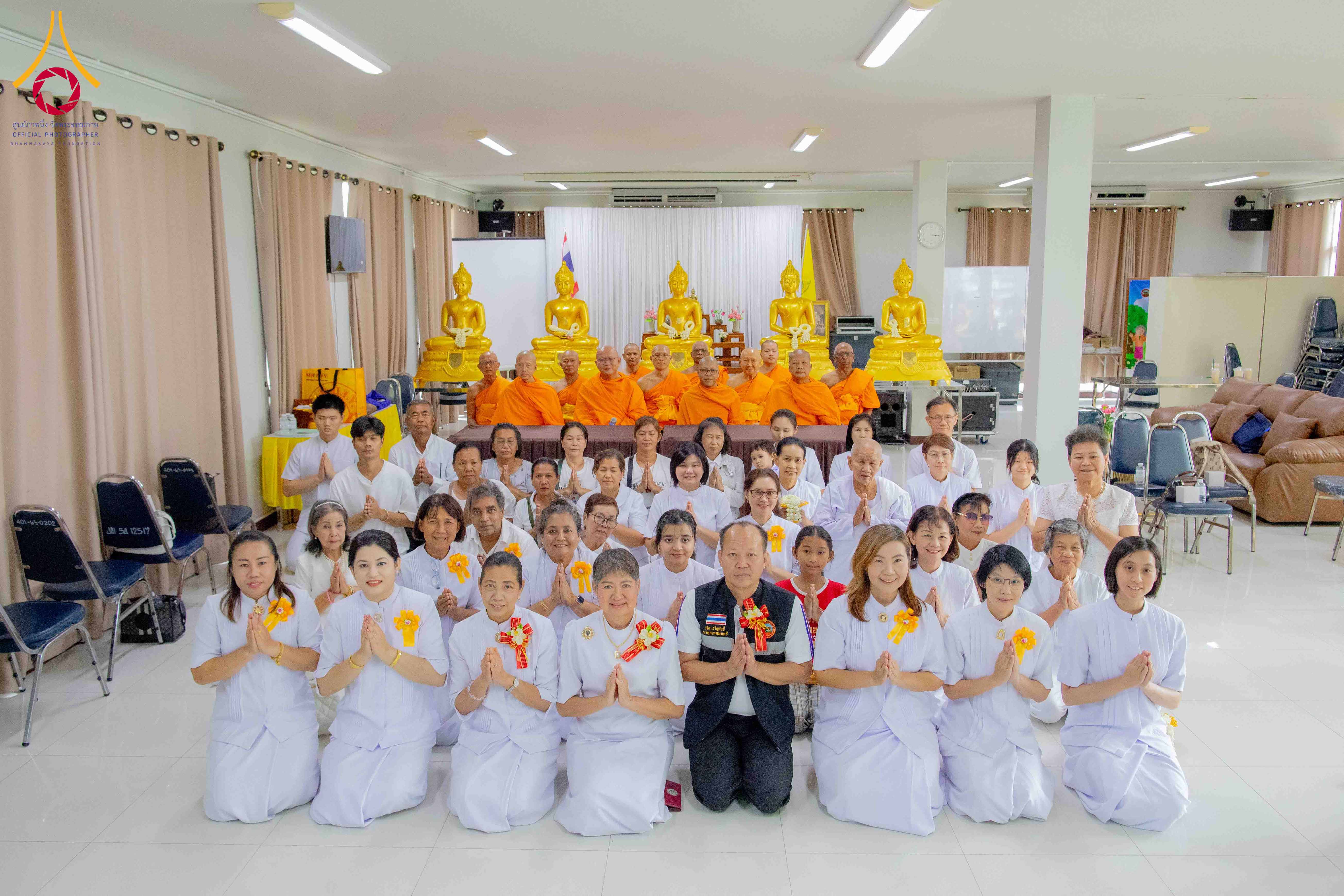 เทศบาลตำบลหนองเสือ ร่วมกับ องค์การพุทธโลก ถวายพระประธาน 22 องค์ สู่ดินแดนพุทธภูมิ