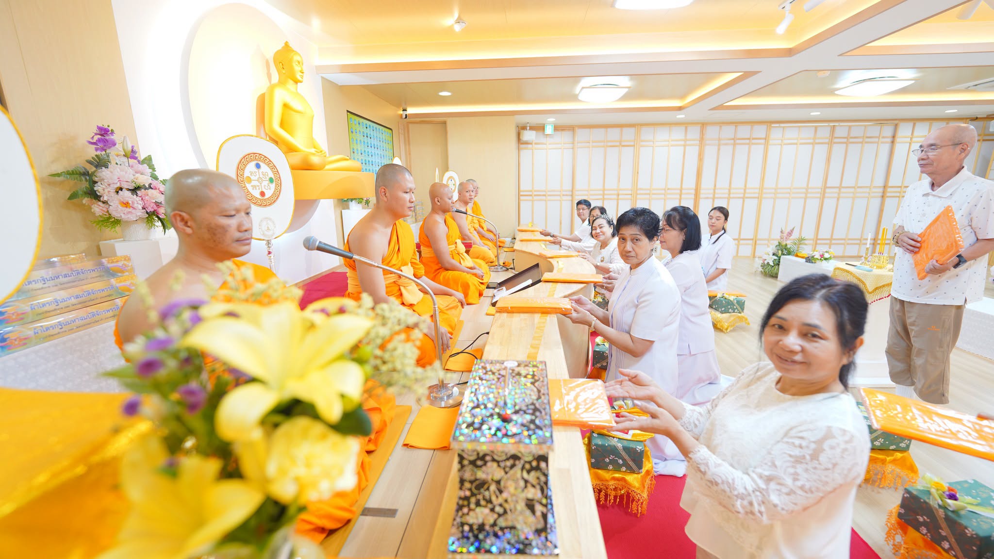 วัดพระธรรมกายโอซาก้า จัดพิธีบุพเปตพลี
