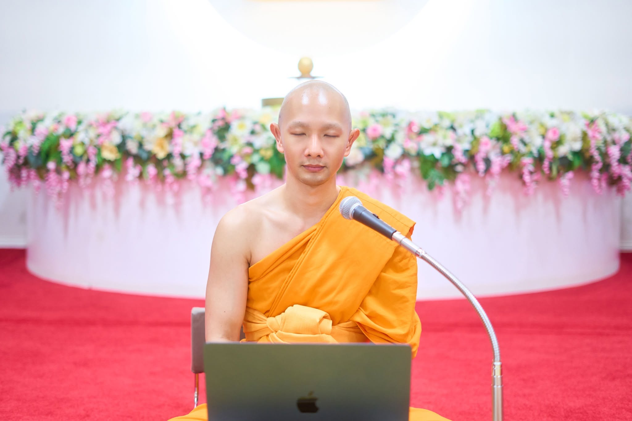 คลาสสมาธิ ณ วัดพระธรรมกายเท็กซัส