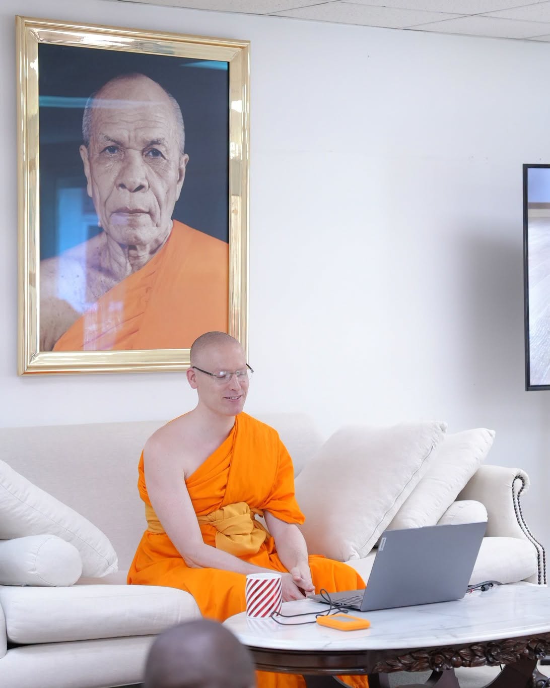วัดพระธรรมกายจอร์เจีย จัดกิจกรรมนั่งสมาธิสำหรับชาวท้องถิ่น