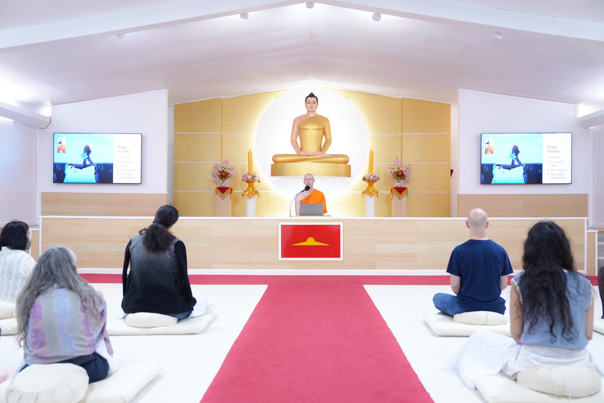 วัดพระธรรมกายจอร์เจีย จัดกิจกรรมนั่งสมาธิสำหรับชาวท้องถิ่น
