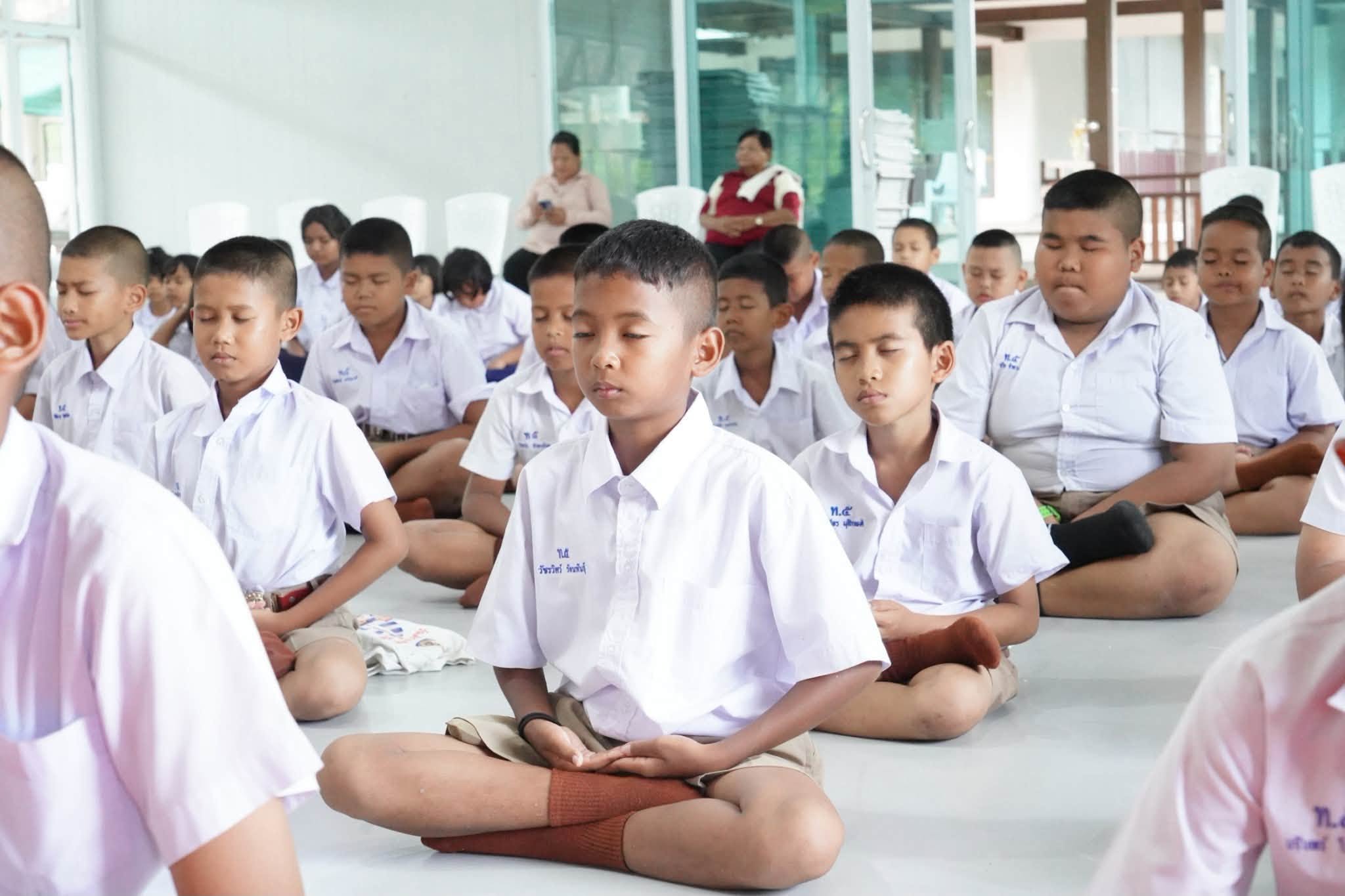 ที่พักสงฆ์บ้านร่มเย็น ร่วมกับ โรงเรียนเทศบาล 5 วัดประชาภิรมย์ จัดอบรมค่ายคุณธรรมจริยธรรม