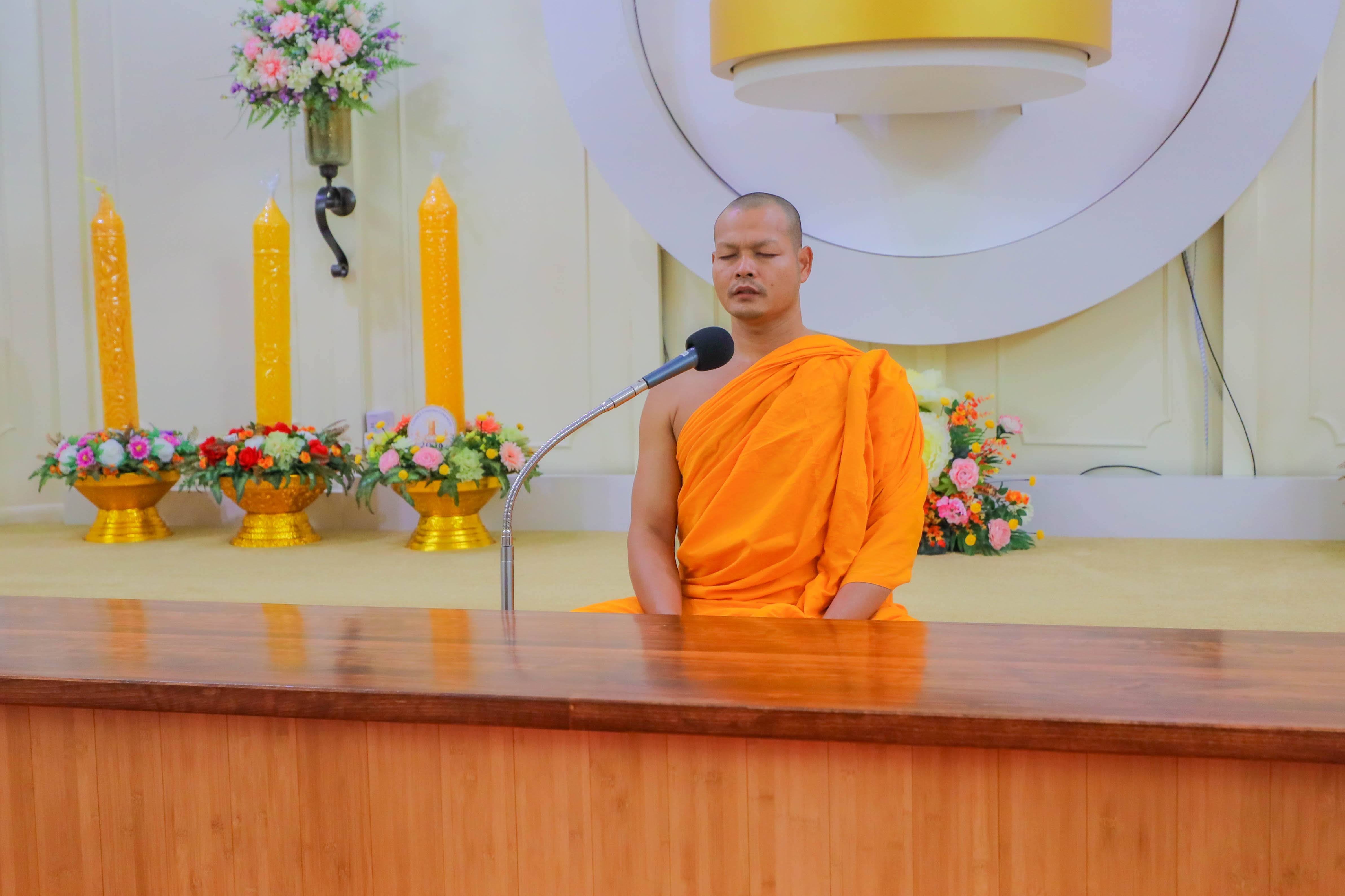 วัดพระธรรมกายแคนซัส จัดปฏิบัติธรรมเติมความสุขสงบจากภายในสู่ชุมชน