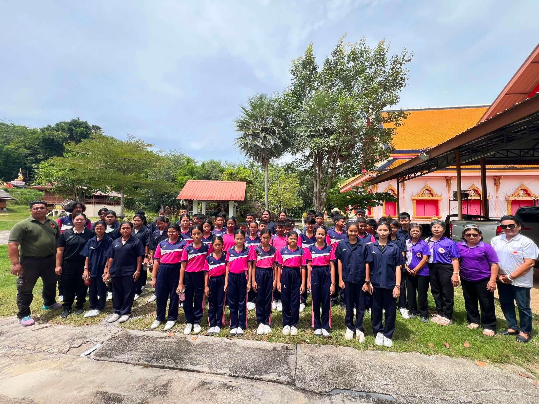 ชมรมพุทธรักษาจังหวัดยะลา จัดกิจกรรมหล่อหลอมเยาวชนโครงการต้นกล้าสันติภาพ