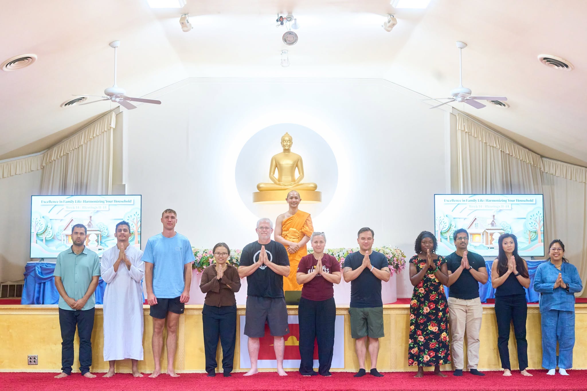 คลาสพระพุทธศาสนาและคลาสสมาธิ ณ วัดพระธรรมกายเท็กซัส