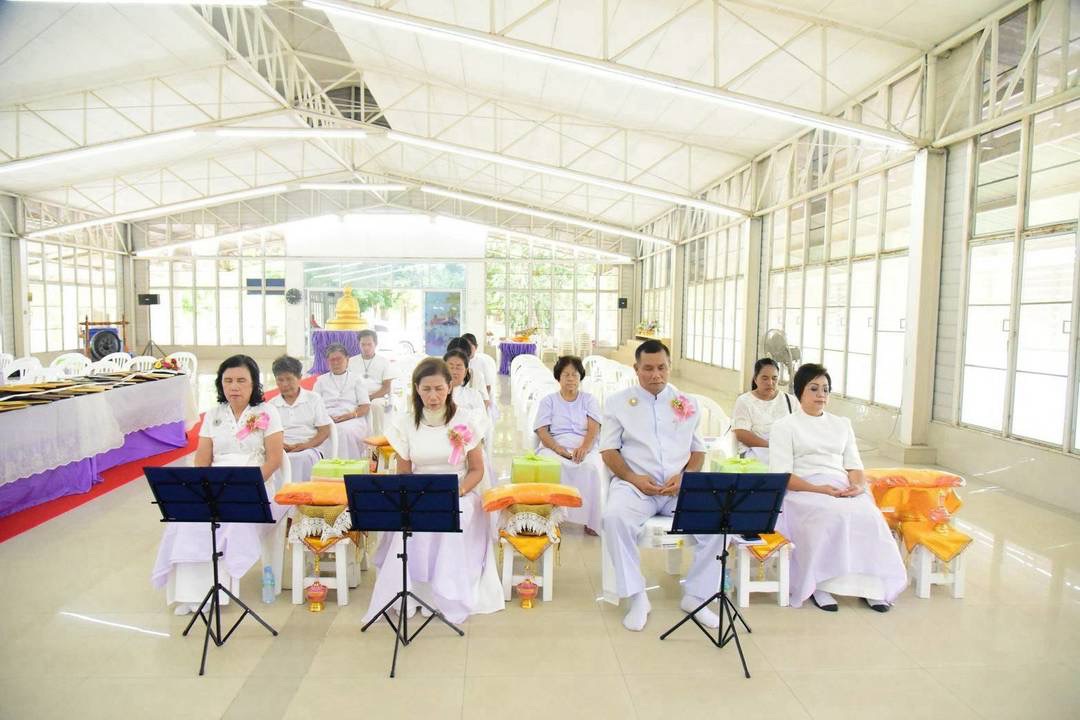 ธุดงคสถานนครสวรรค์ จัดวันมหารำลึกถึงบุคคลอันเป็นที่รัก และพิธีทอดผ้าป่าบำรุงศูนย์