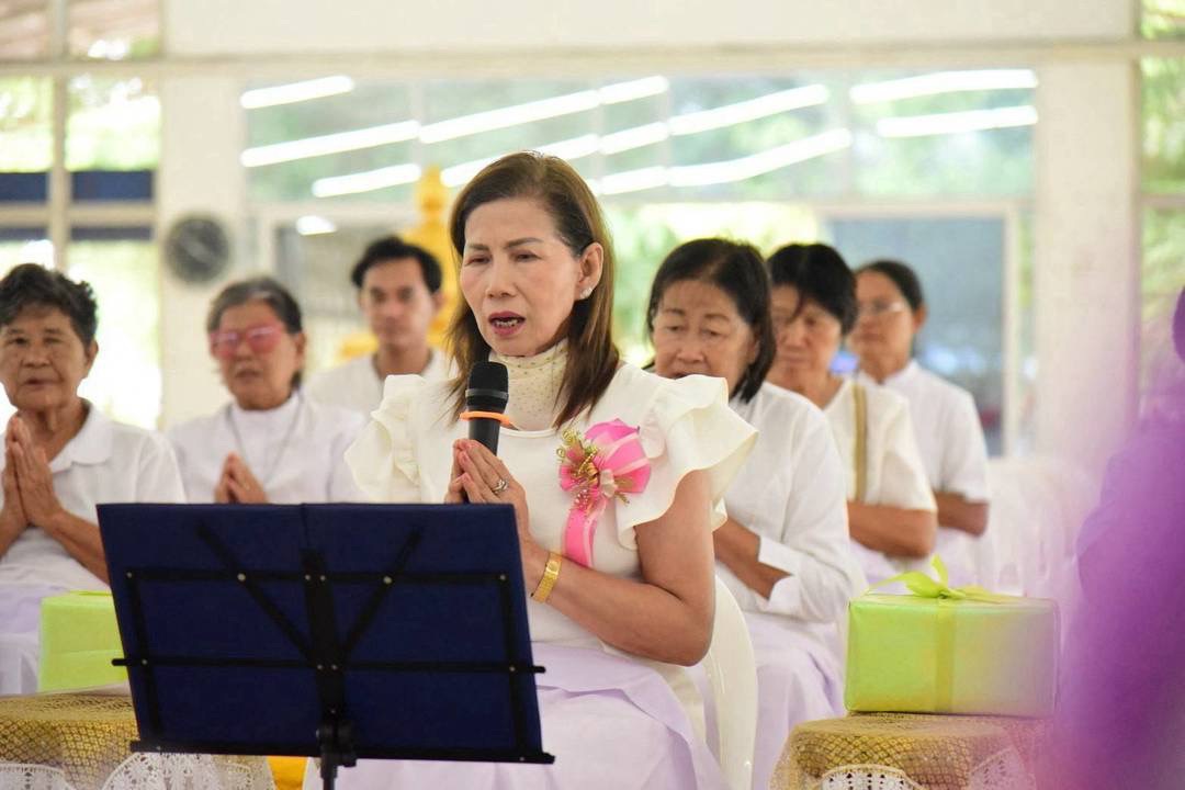 ธุดงคสถานนครสวรรค์ จัดวันมหารำลึกถึงบุคคลอันเป็นที่รัก และพิธีทอดผ้าป่าบำรุงศูนย์