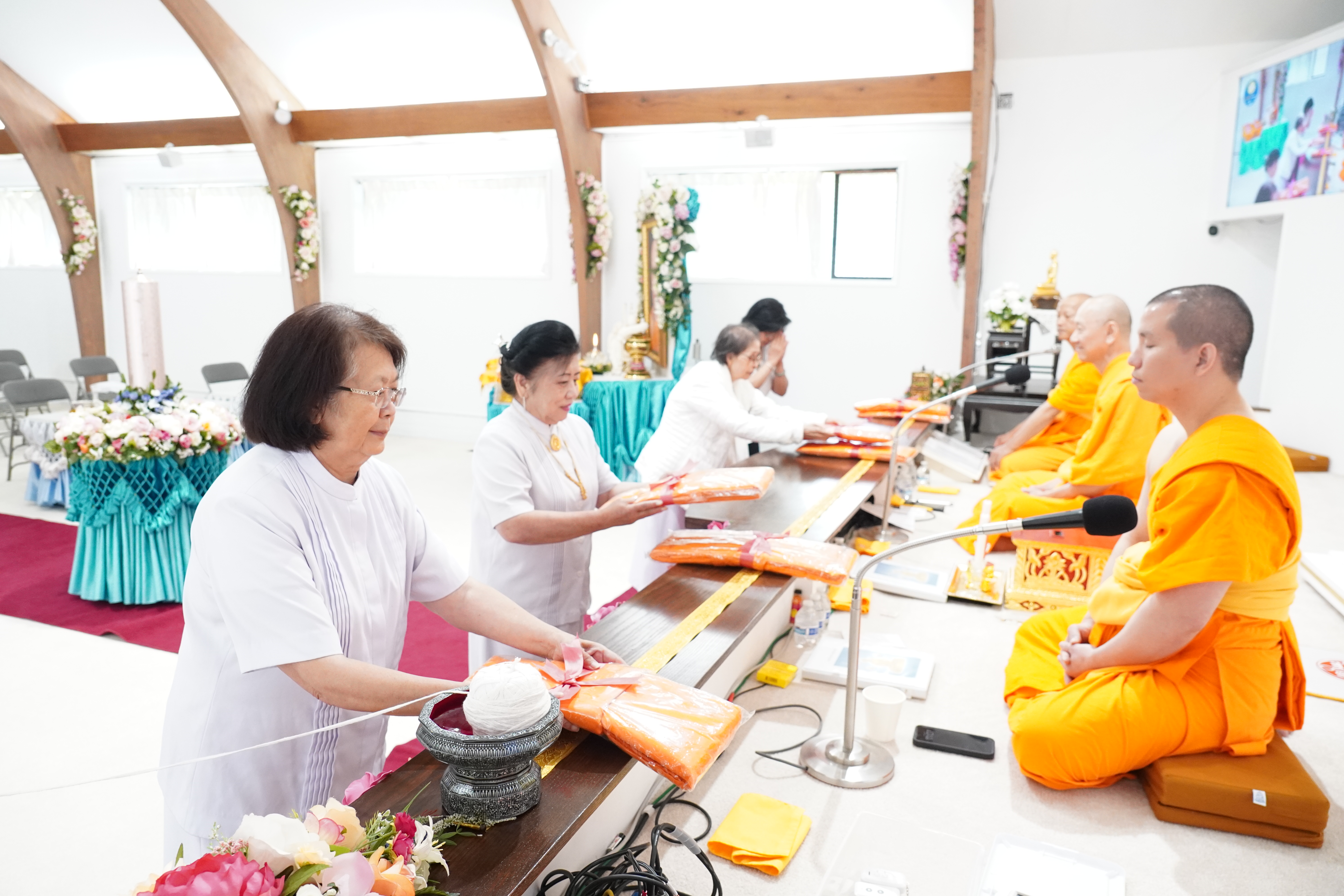 วัดพระธรรมกายซีแอตเติล จัดงานบุญวันอาทิตย์