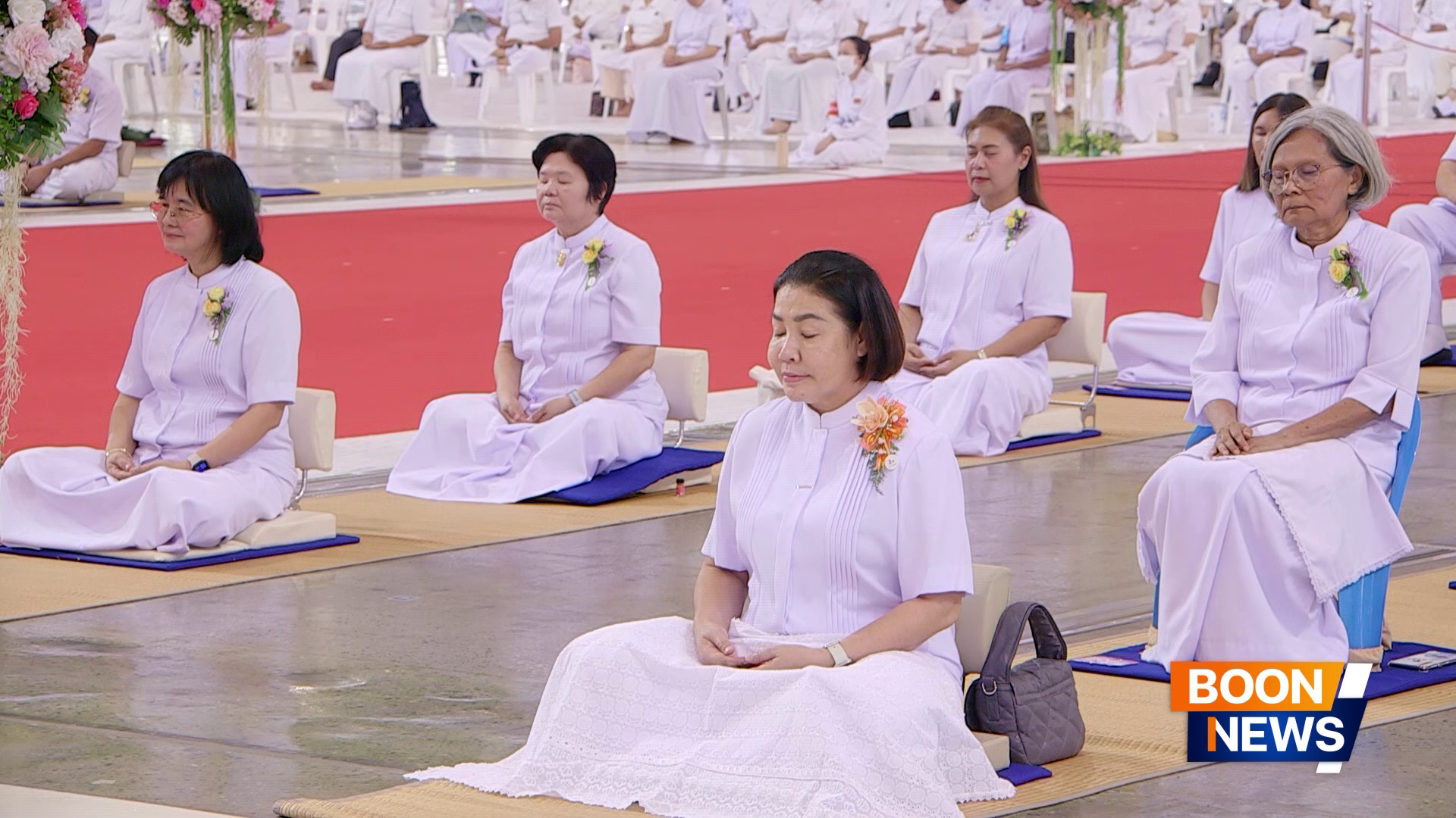 วัดพระธรรมกาย จัดงานบุญวันอาทิตย์ และพิธีจุดเทียนใจไฟนิรันดร์ อนันตชัย