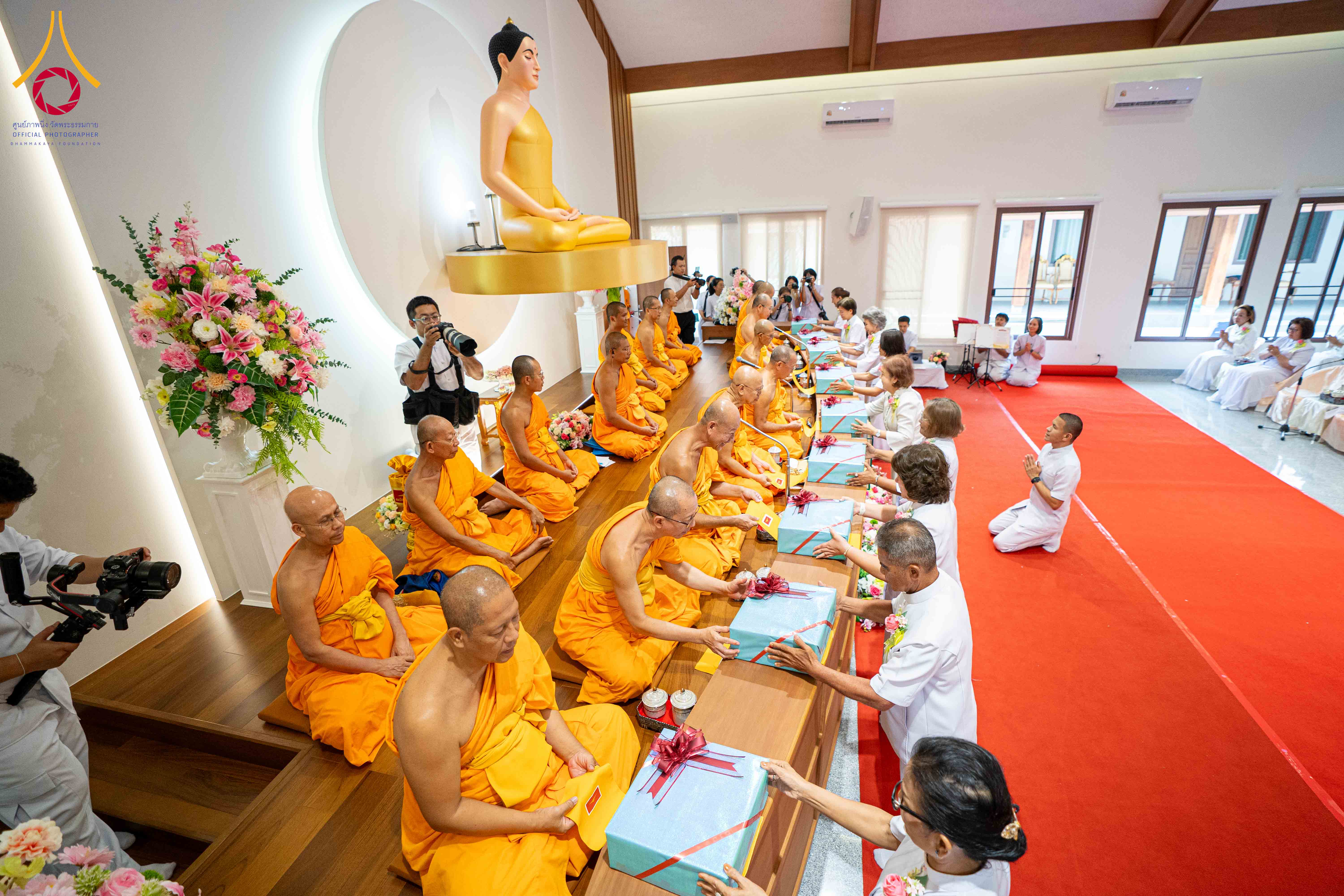 ในโอกาสนี้ท่านประธานสงฆ์ ได้กล่าวสัมโมทนียกถา ส่วนพระอธิการมานะ ปุญฺญาพโล เจ้าอาวาสวัดกลางธนรินทร์ ได้กล่าวอนุโมทนาบุญท่านเจ้าภาพ ที่ได้มาร่วมกันสนับสนุนงานพระพุทธศาสนาให้สำเร็จลุล่วงไปด้วยดี และคณะสงฆ์ให้พร เพื่อความเป็นสิริมงคล