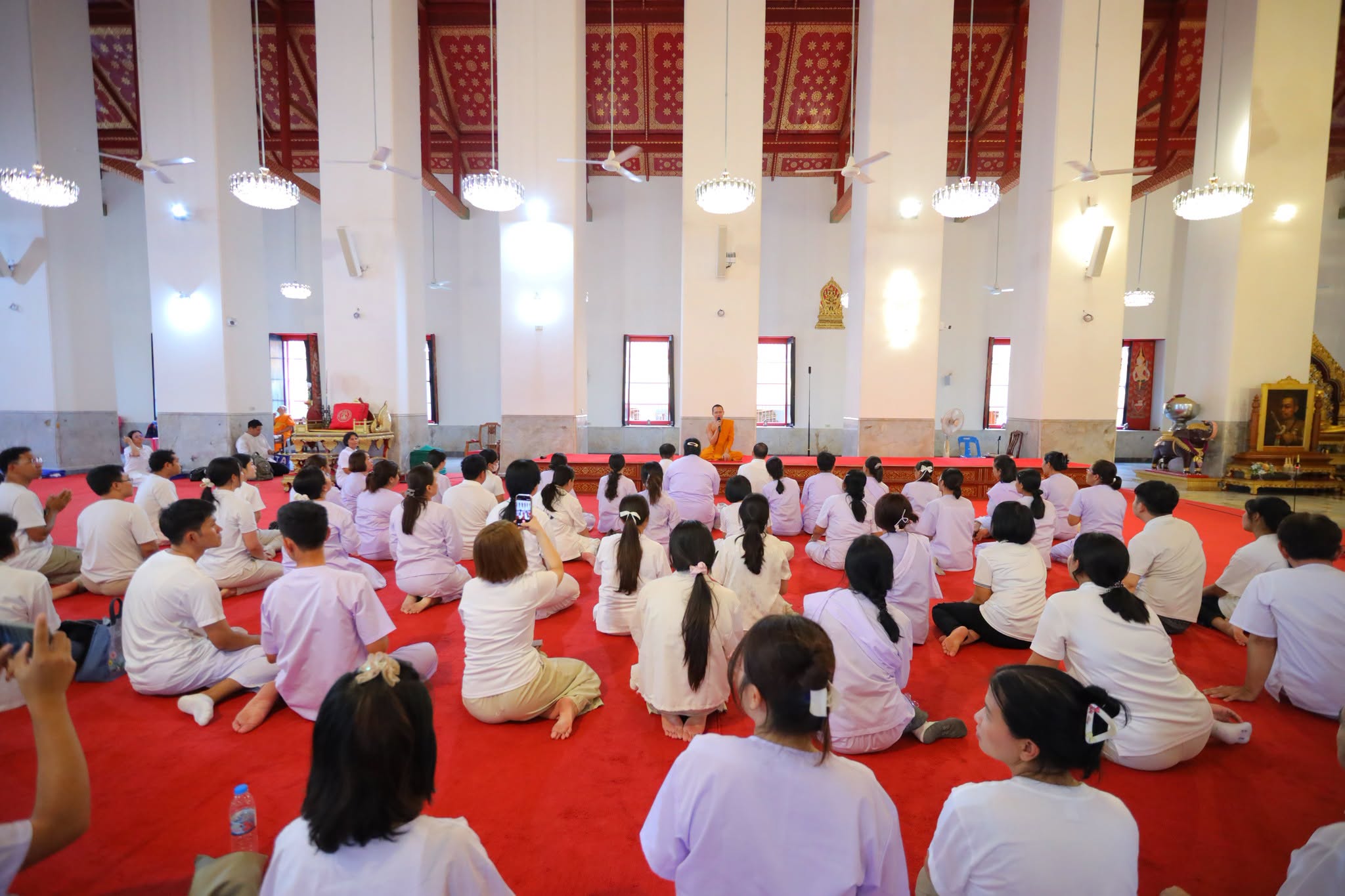 ชมรมพุทธศาสตร์สากล จัดสัมมนาและปฏิบัติธรรมแก่คณะครูพื้นที่กรุงเทพมหานคร