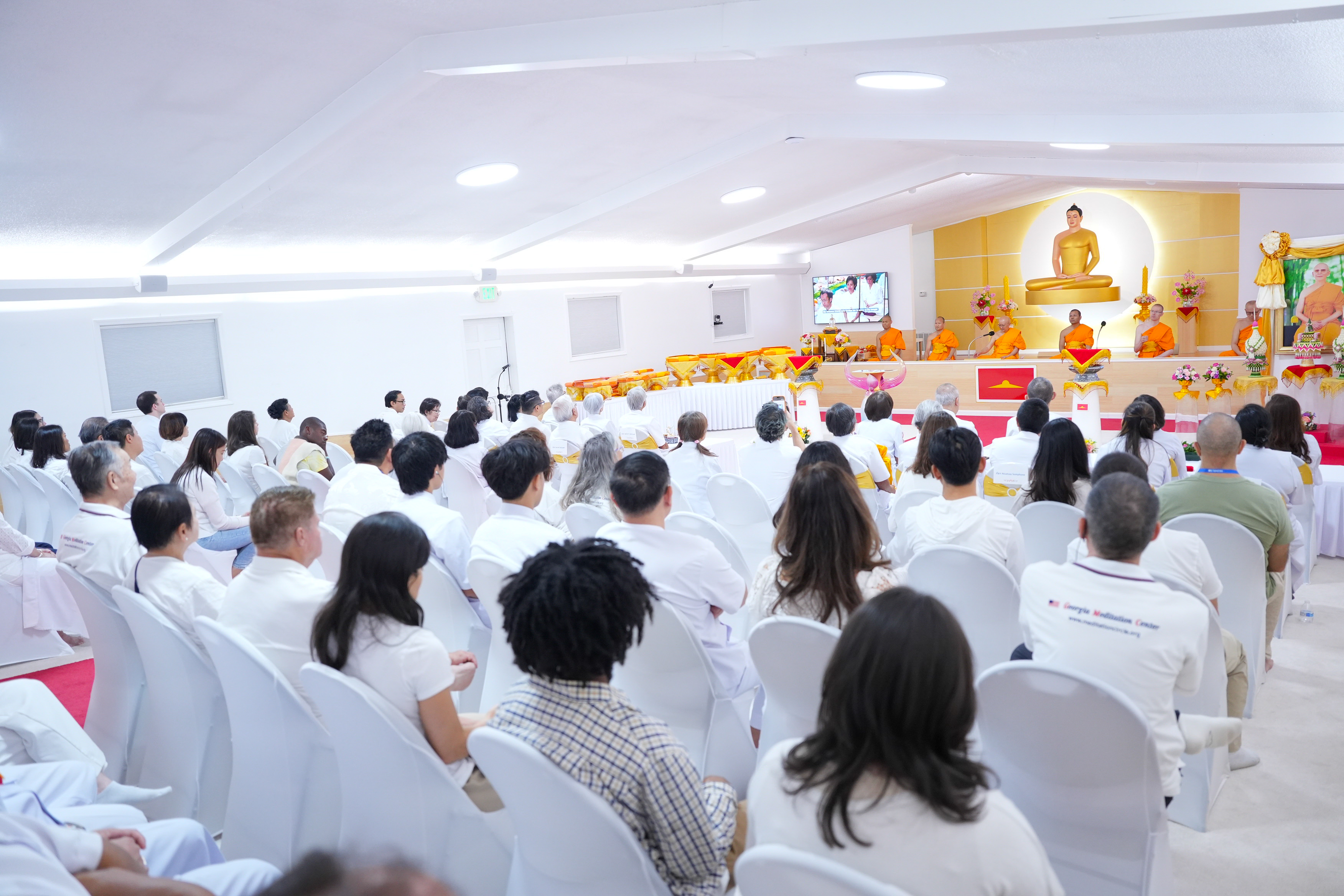 วัดพระธรรมกายจอร์เจีย จัดพิธีทอดผ้าป่าวันธรรมชัย และฉลองครบรอบ 28 ปี วัดพระธรรมกายจอร์เจีย