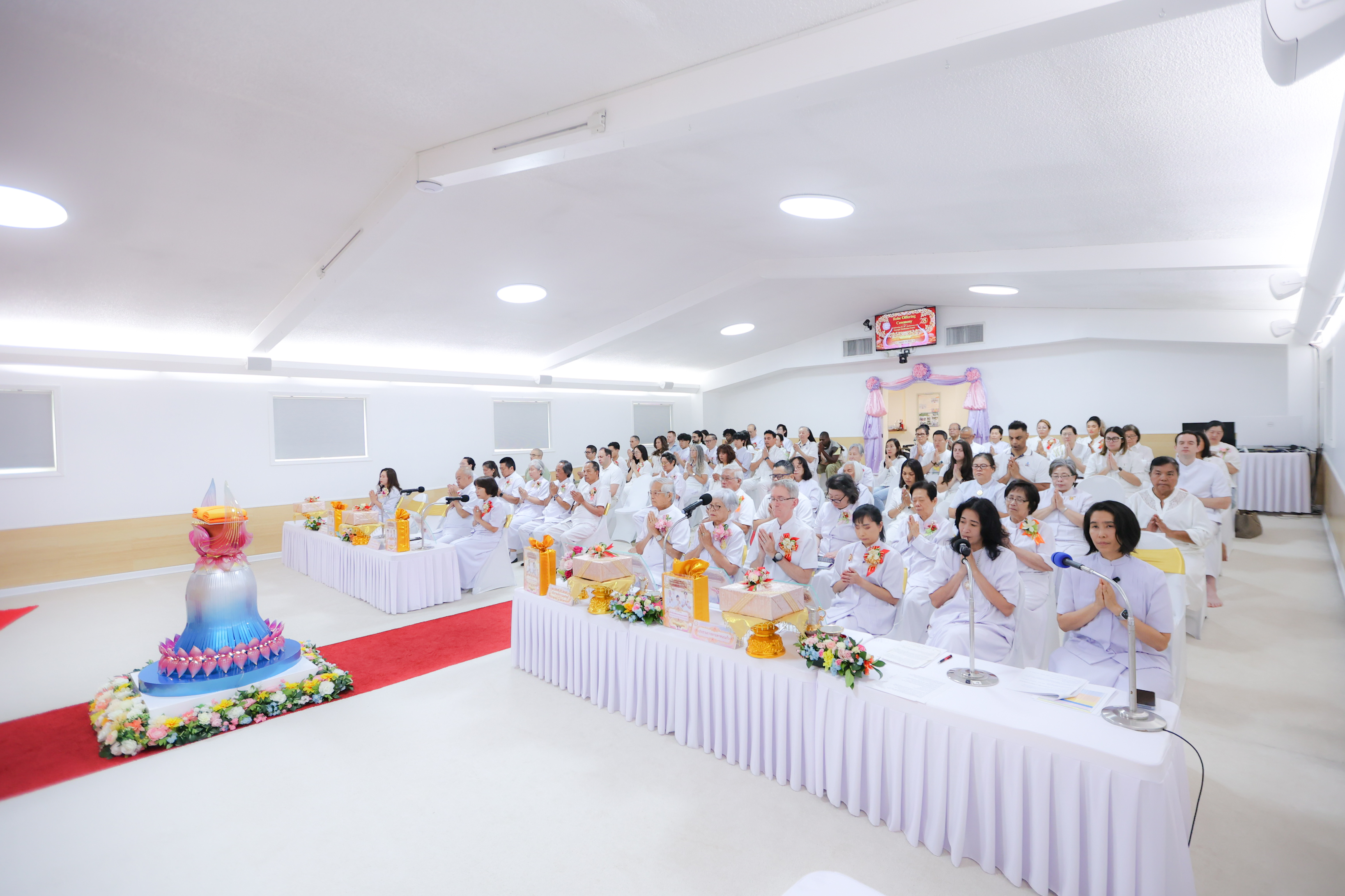 วัดพระธรรมกายจอร์เจีย จัดพิธีทอดผ้าป่าวันธรรมชัย และฉลองครบรอบ 28 ปี วัดพระธรรมกายจอร์เจีย