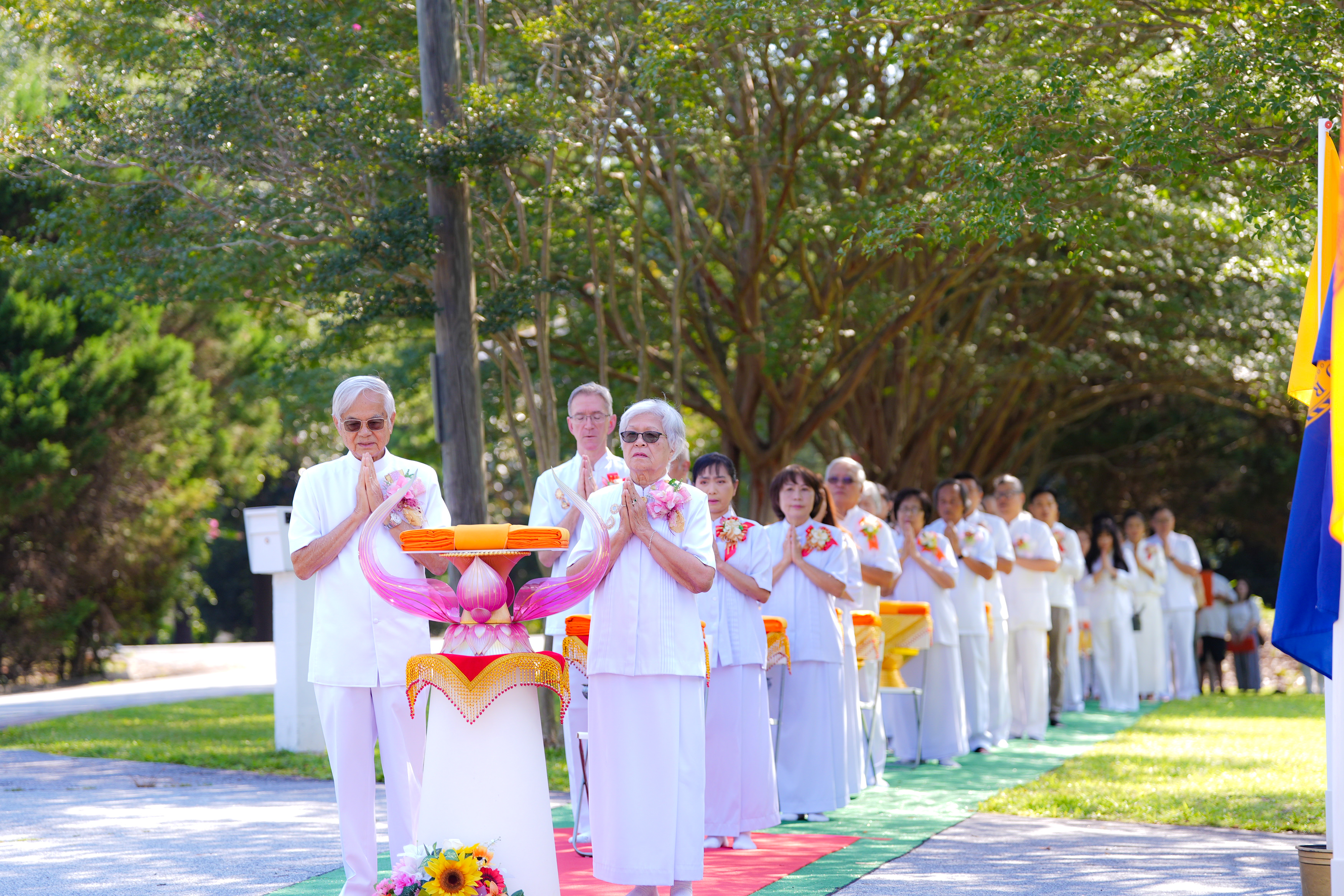 วัดพระธรรมกายจอร์เจีย จัดพิธีทอดผ้าป่าวันธรรมชัย และฉลองครบรอบ 28 ปี วัดพระธรรมกายจอร์เจีย
