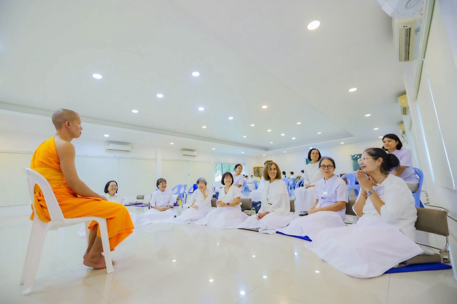 ศูนย์อบรมเยาวชนลาดหลุมแก้ว จัดคอร์สปฏิบัติธรรม สมาธิเติมสุข รุ่นที่ 46