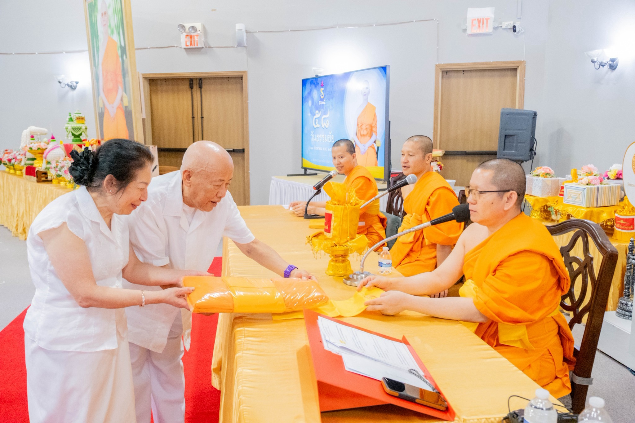 วัดพระธรรมกายมินเนโซตา จัดพิธีมุทิตาหลวงพ่อธัมมชโย เนื่องในวันธรรมชัย