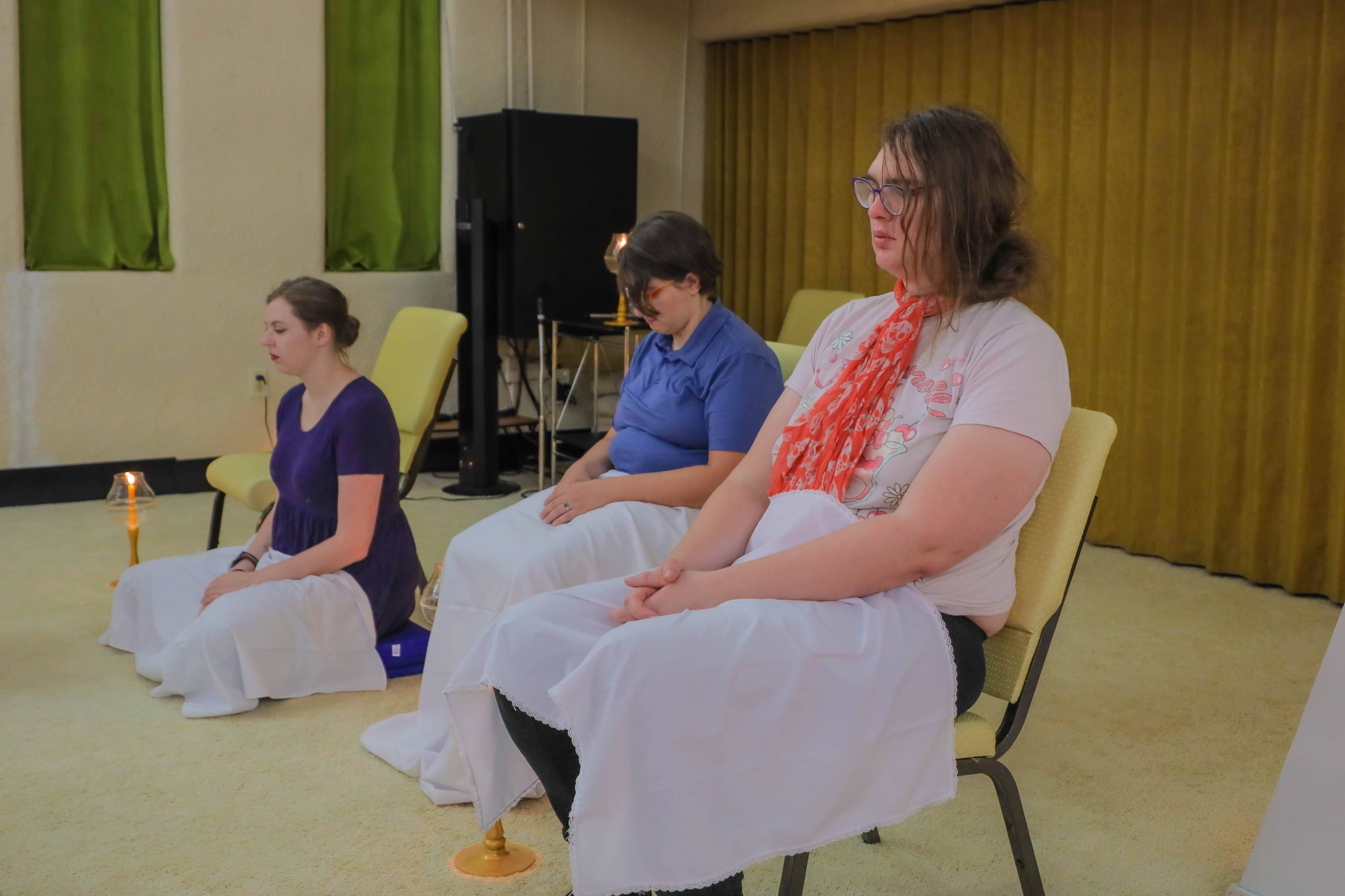 วัดพระธรรมกายแคนซัส จัดกิจกรรม Full Moon Meditation