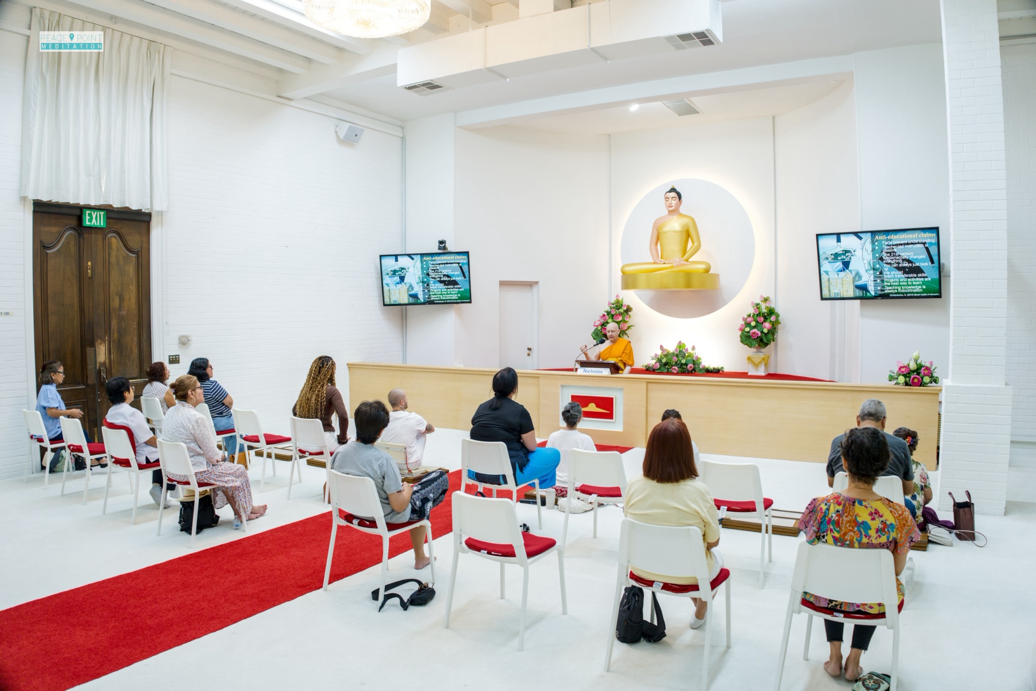 วัดพระธรรมกายแคลิฟอร์เนีย จัดกิจกรรมฝึกสมาธิให้กับชาวท้องถิ่น