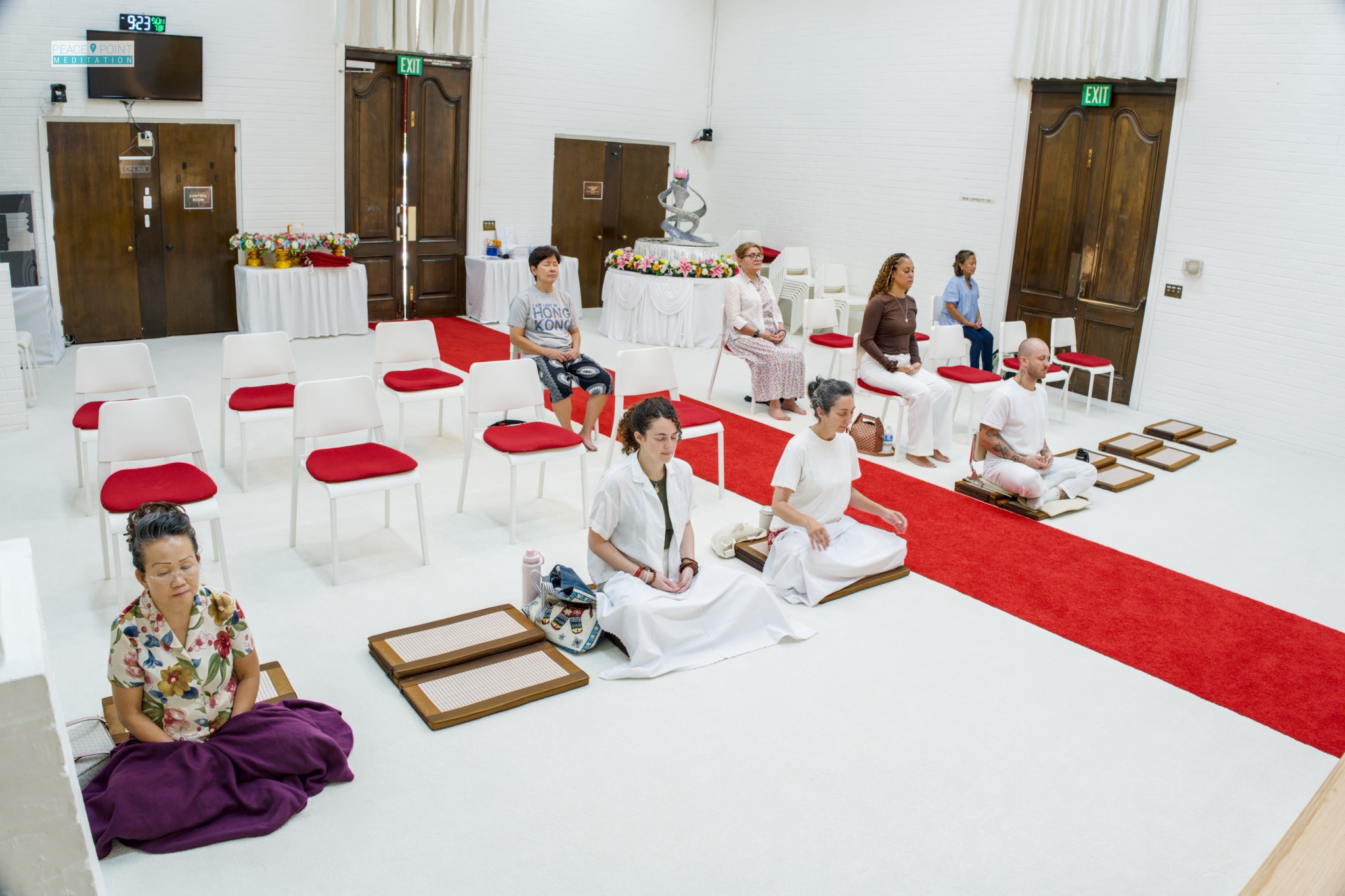 วัดพระธรรมกายแคลิฟอร์เนีย จัดกิจกรรมฝึกสมาธิให้กับชาวท้องถิ่น