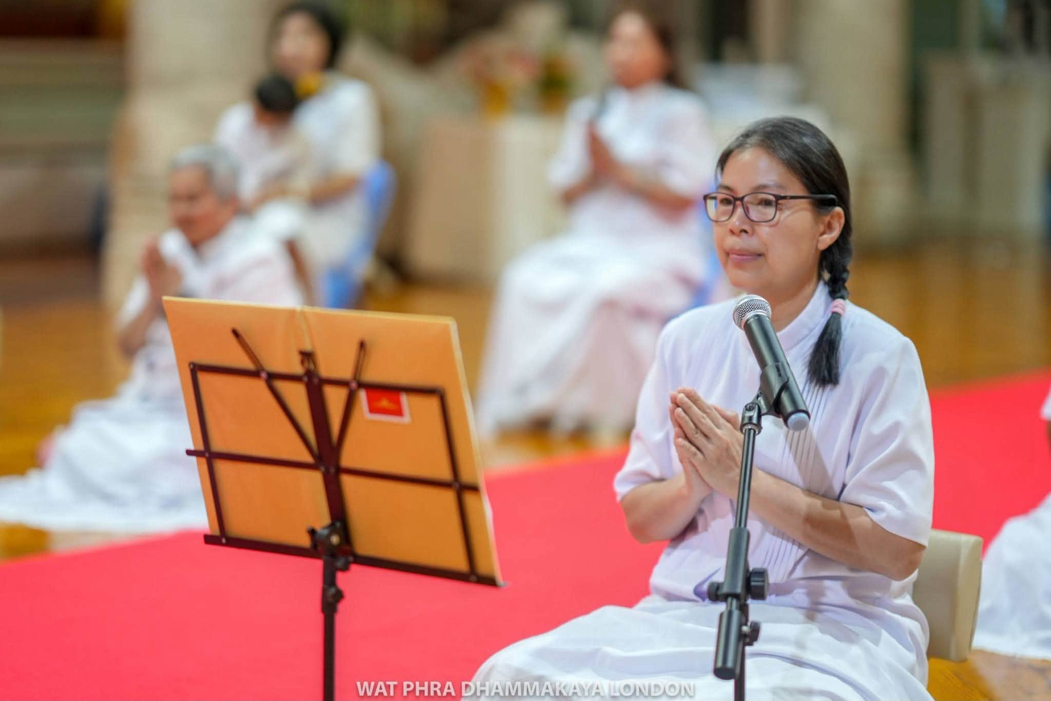 วัดพระธรรมกายลอนดอน จัดโครงการอบรมอุบาสิกาแก้ว