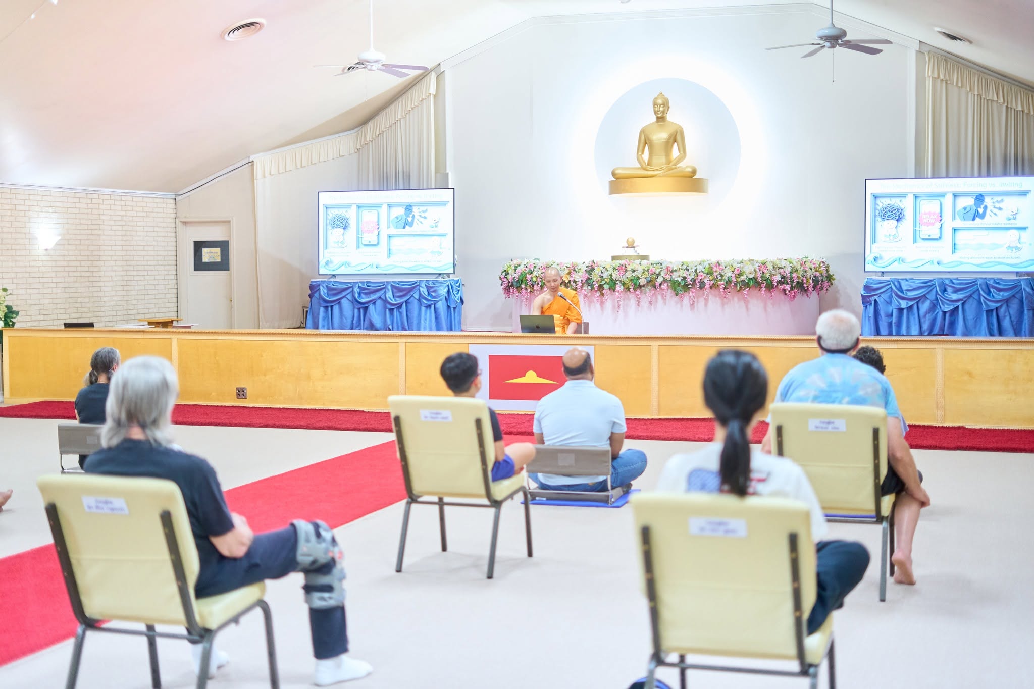คลาสสมาธิ ณ วัดพระธรรมกายเท็กซัส