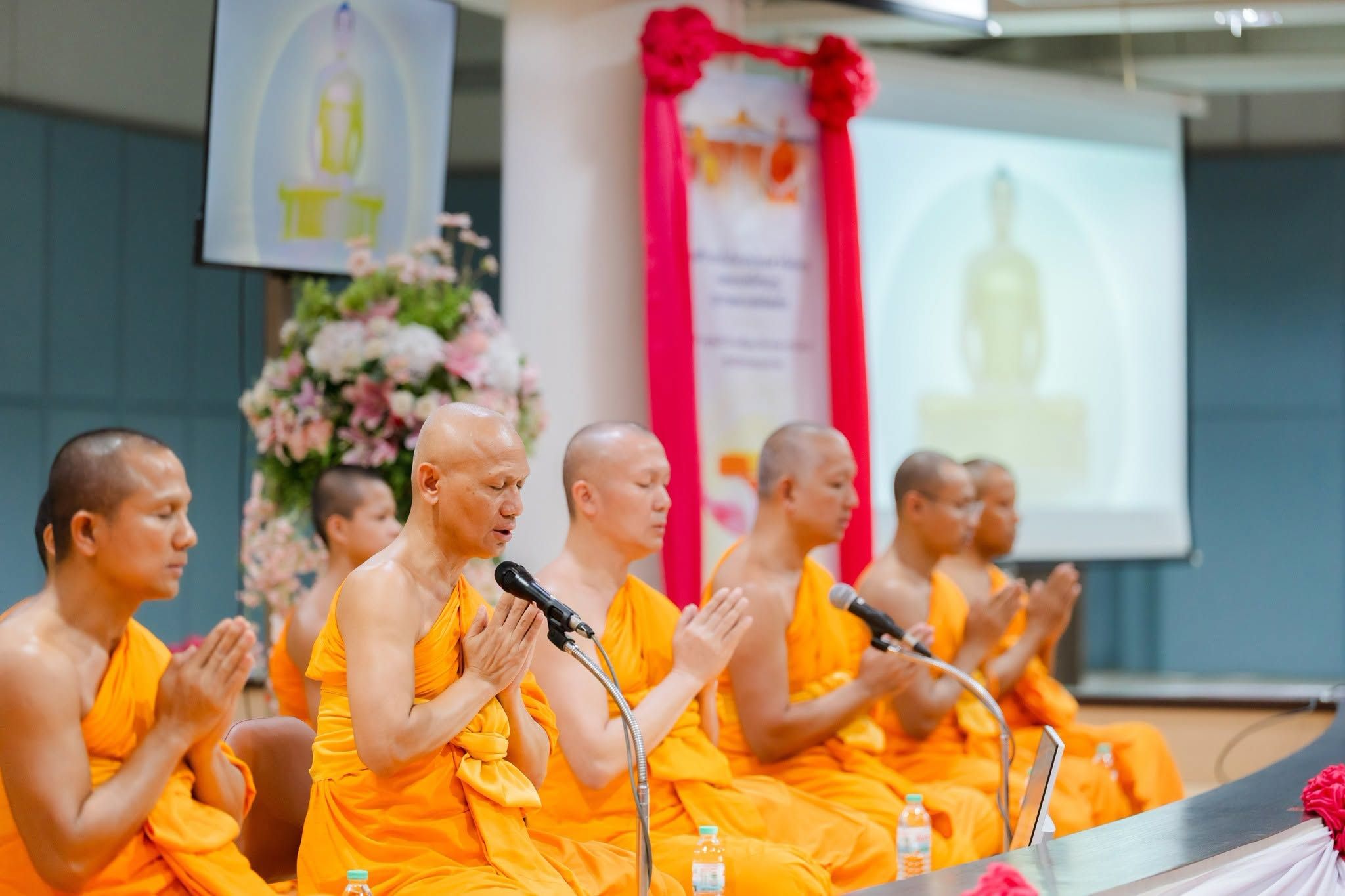 สัมมนารวมใจภารกิจกองพลนาคหลวง และทอดผ้าป่าสถาปนาศูนย์การศึกษาเตรียมบาลีนาคหลวงประโยค 9 บูชาธรรมหลวงพ่อธัมมชโย