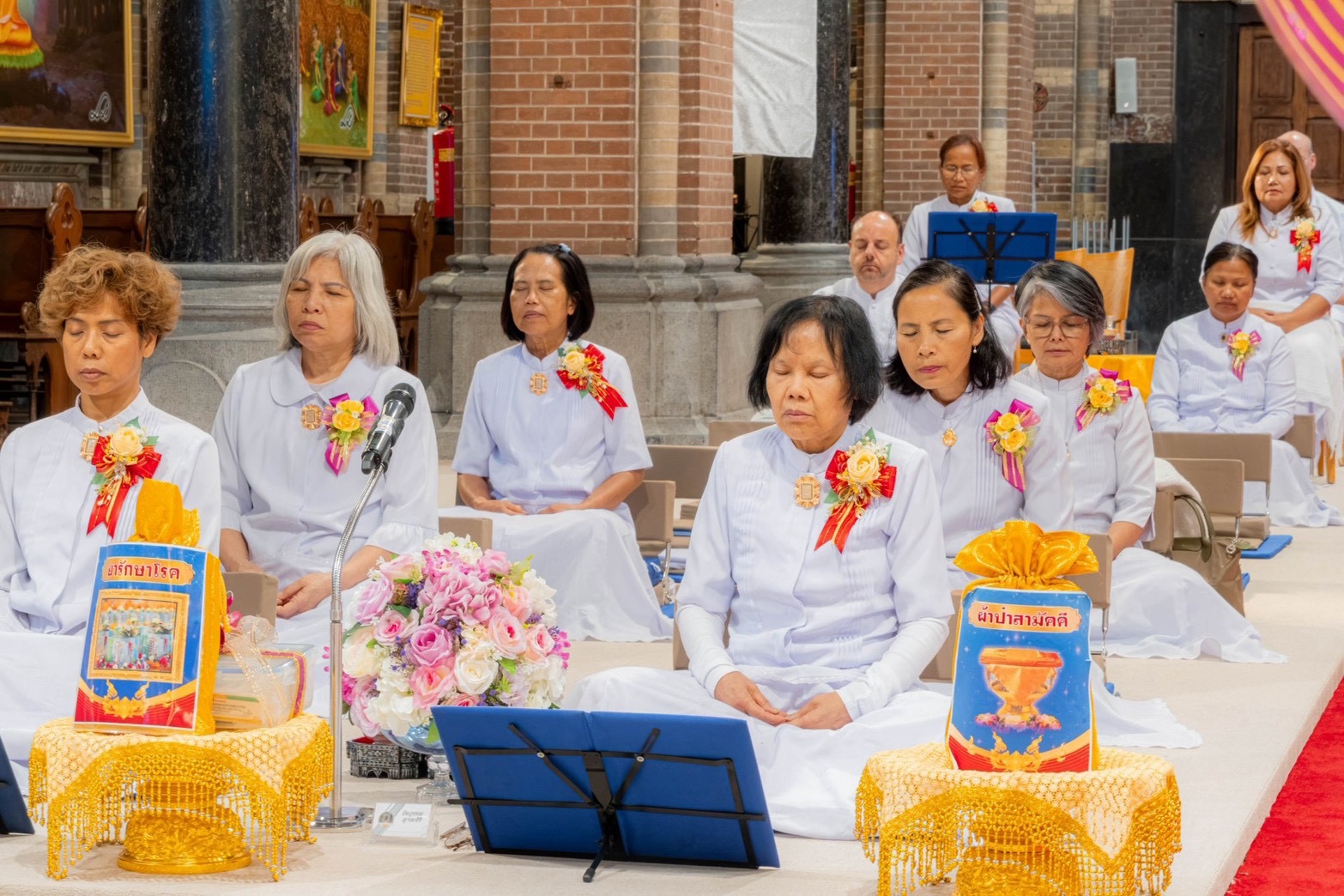 วัดพระธรรมกายเนเธอร์แลนด์ จัดงานบุญบูชาข้าวพระ