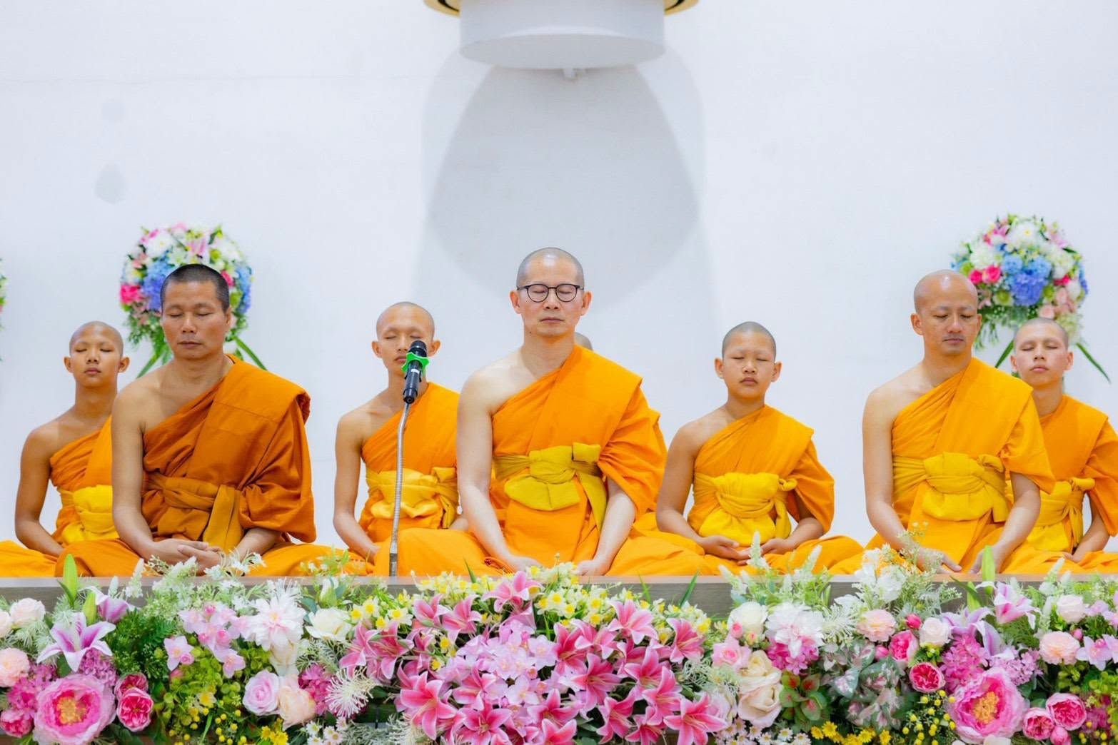 ศูนย์อบรมเยาวชนลาดหลุมแก้ว จัดอบรมโครงการอุบาสกแก้ว อุบาสิกาแก้ว รุ่นที่ 1