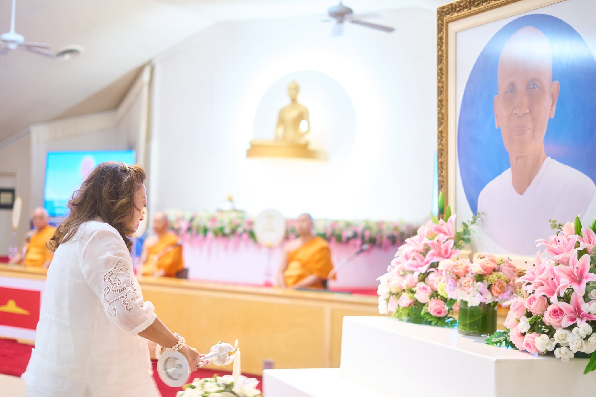 วัดพระธรรมกายเท็กซัส จัดงานบุญวันอาทิตย์