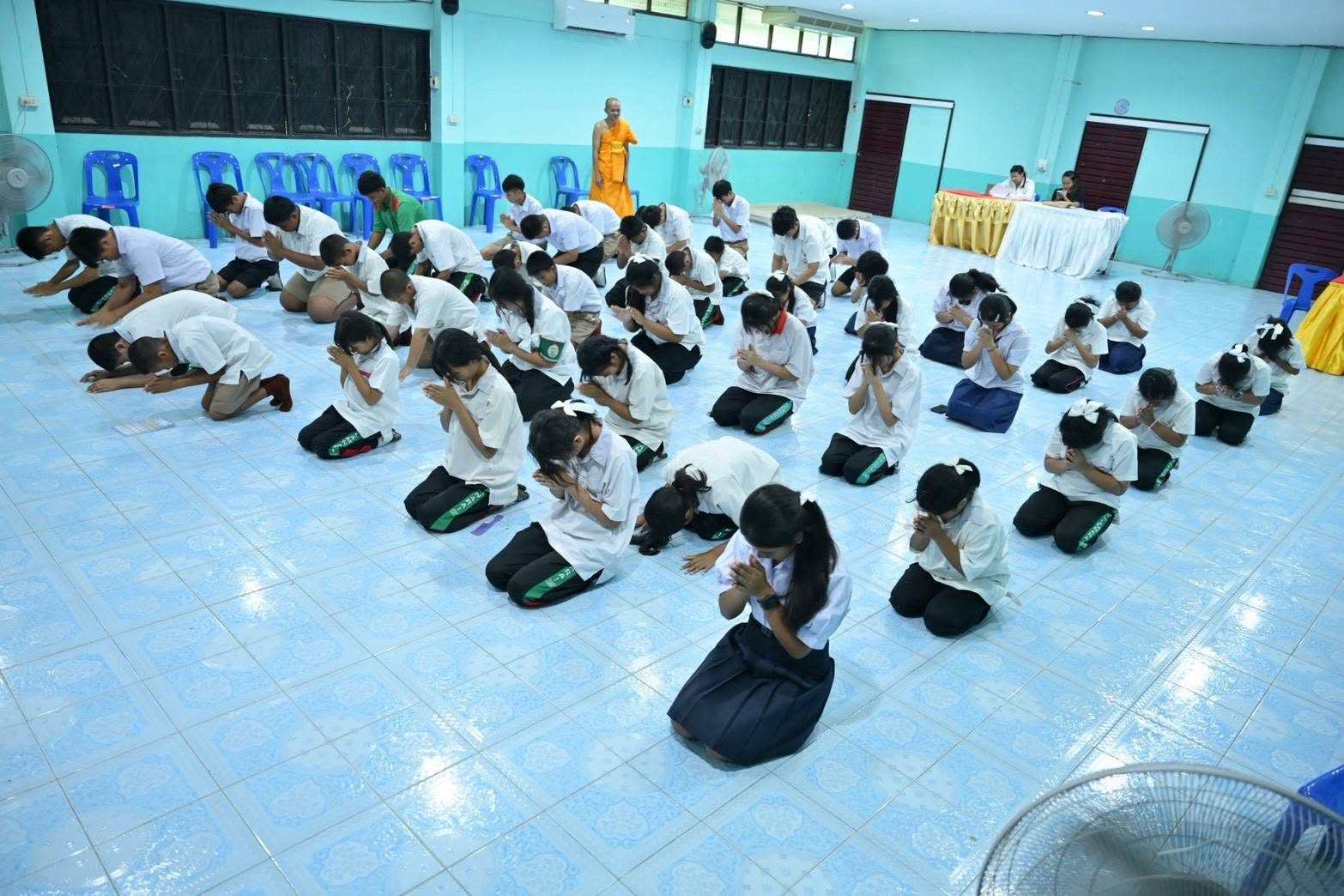 กิจกรรมค่ายคุณธรรม นักเรียนโรงเรียนบ้านนิคมลำนารายณ์ จังหวัดลพบุรี