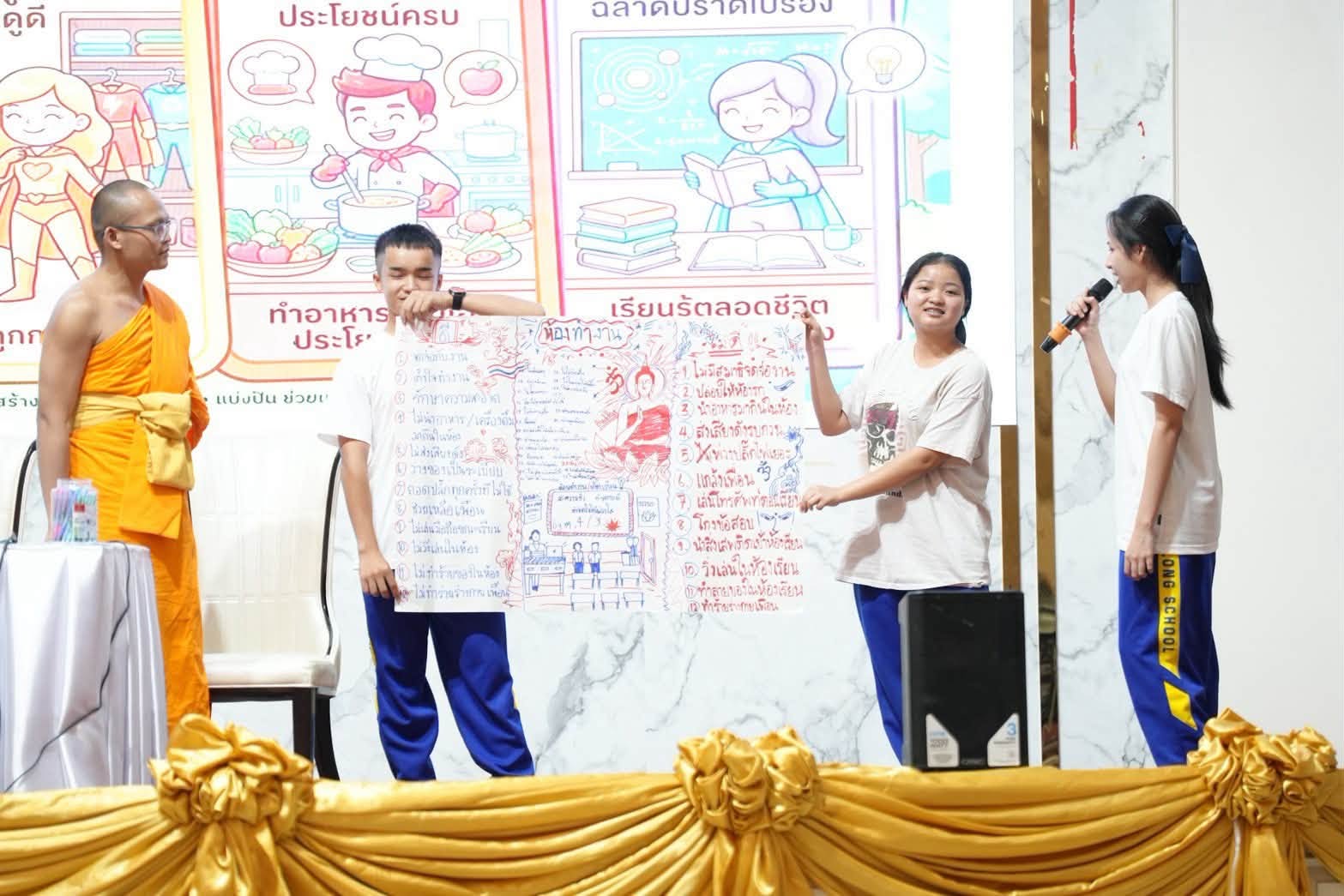 ครูพระสอนศีลธรรม วัดพระธรรมกาย ปฏิบัติหน้าที่พระวิทยากรโครงการส่งเสริมคุณธรรมจริยธรรมนักเรียน ณ รร.เทศบาลท่าโขลง1