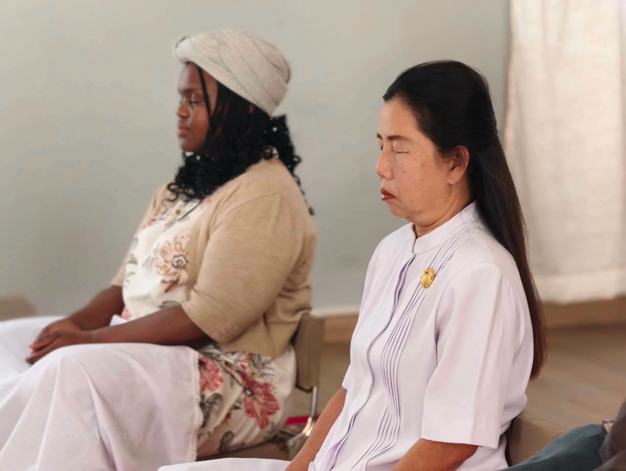 วัดพระธรรมกายโจฮันเนสเบิร์ก จัดกิจกรรมสอนสมาธิประจำวันอาทิตย์