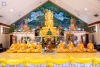คณะสงฆ์วัดพระธรรมกายแคลิฟอร์เนีย ทำสามีจิกรรมพระผู้ใหญ่