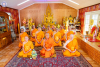 คณะสงฆ์วัดพระธรรมกายแคลิฟอร์เนีย ทำสามีจิกรรมพระผู้ใหญ่